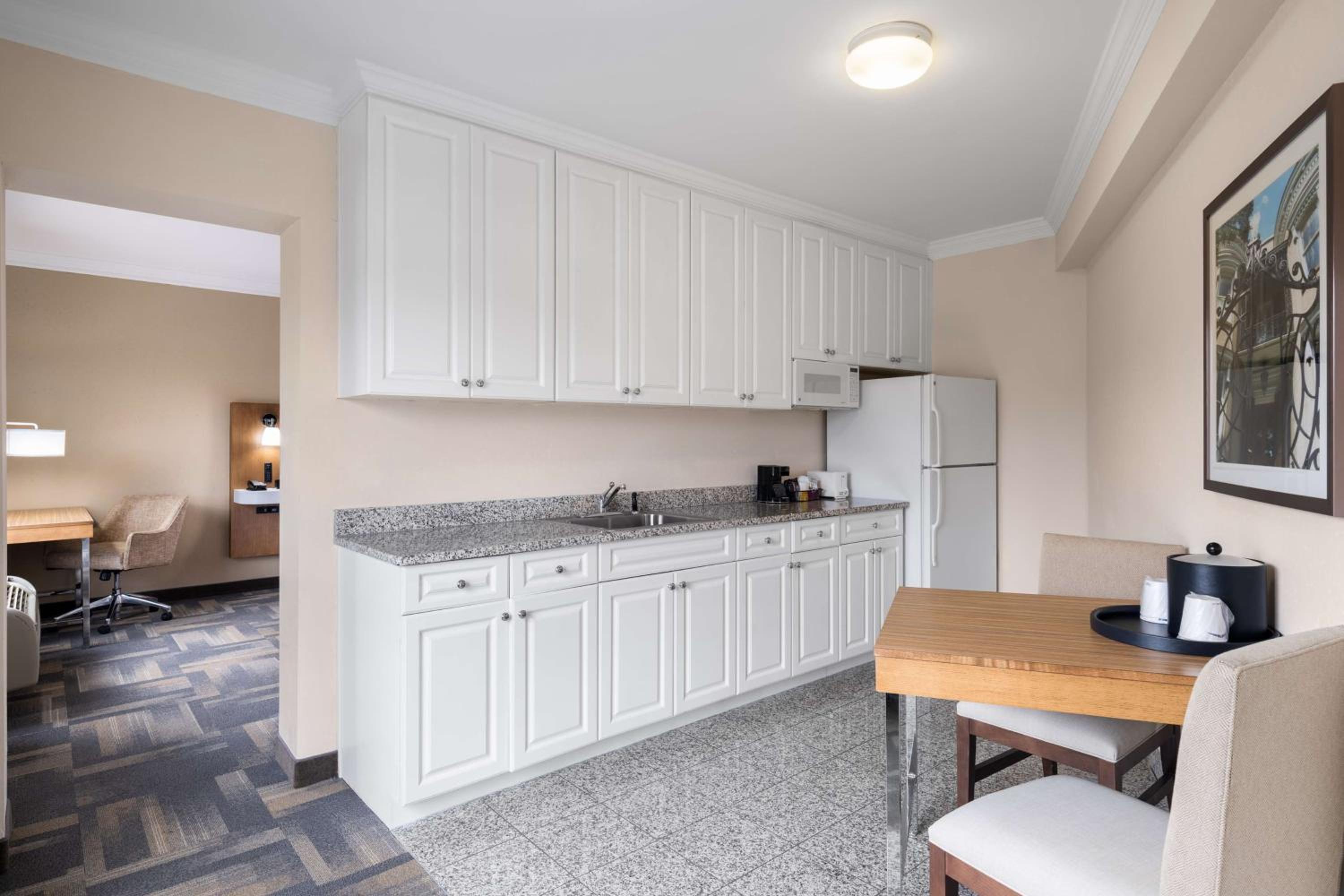 Executive King Suite - Non-Smoking