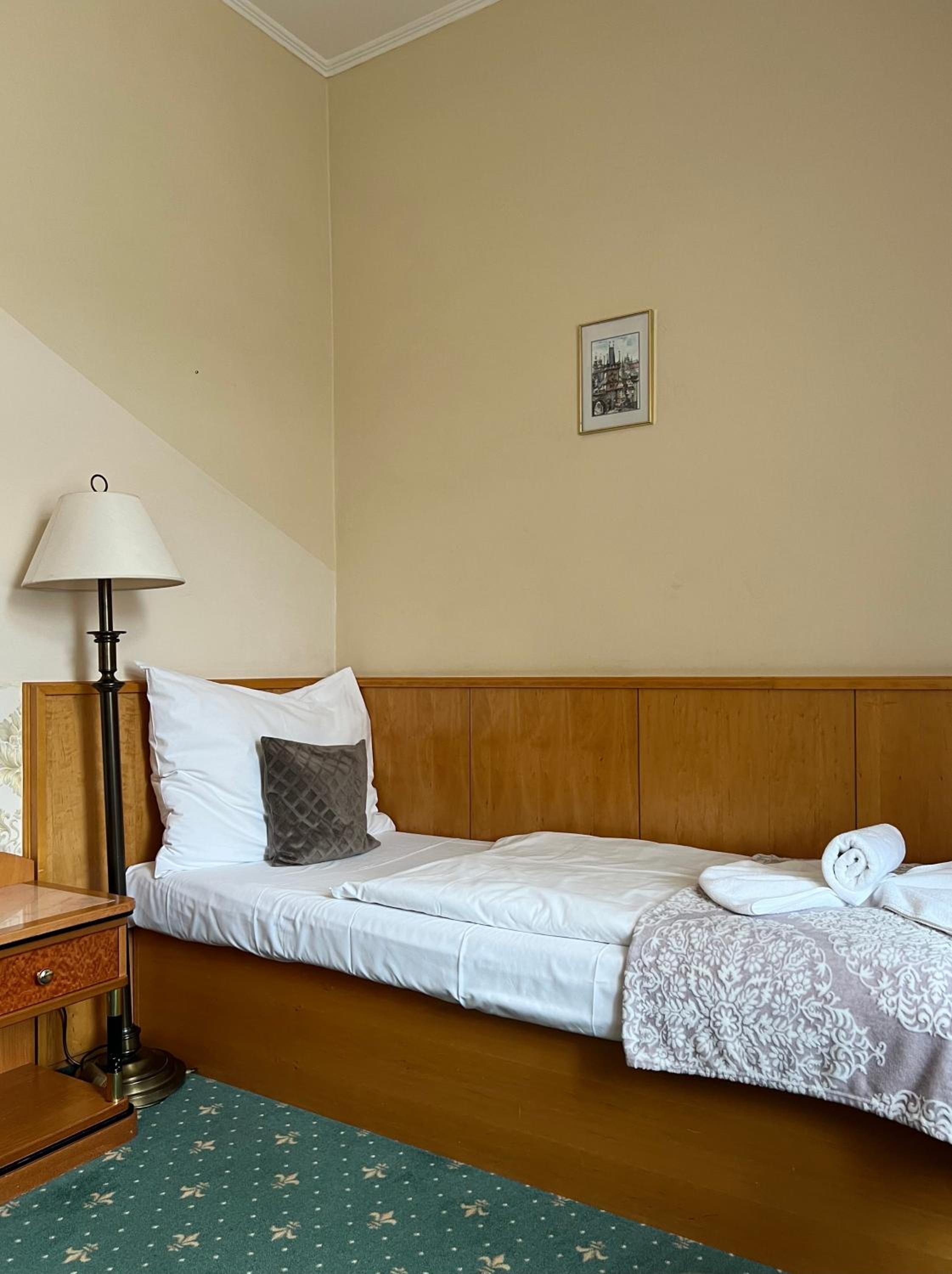 Single Room