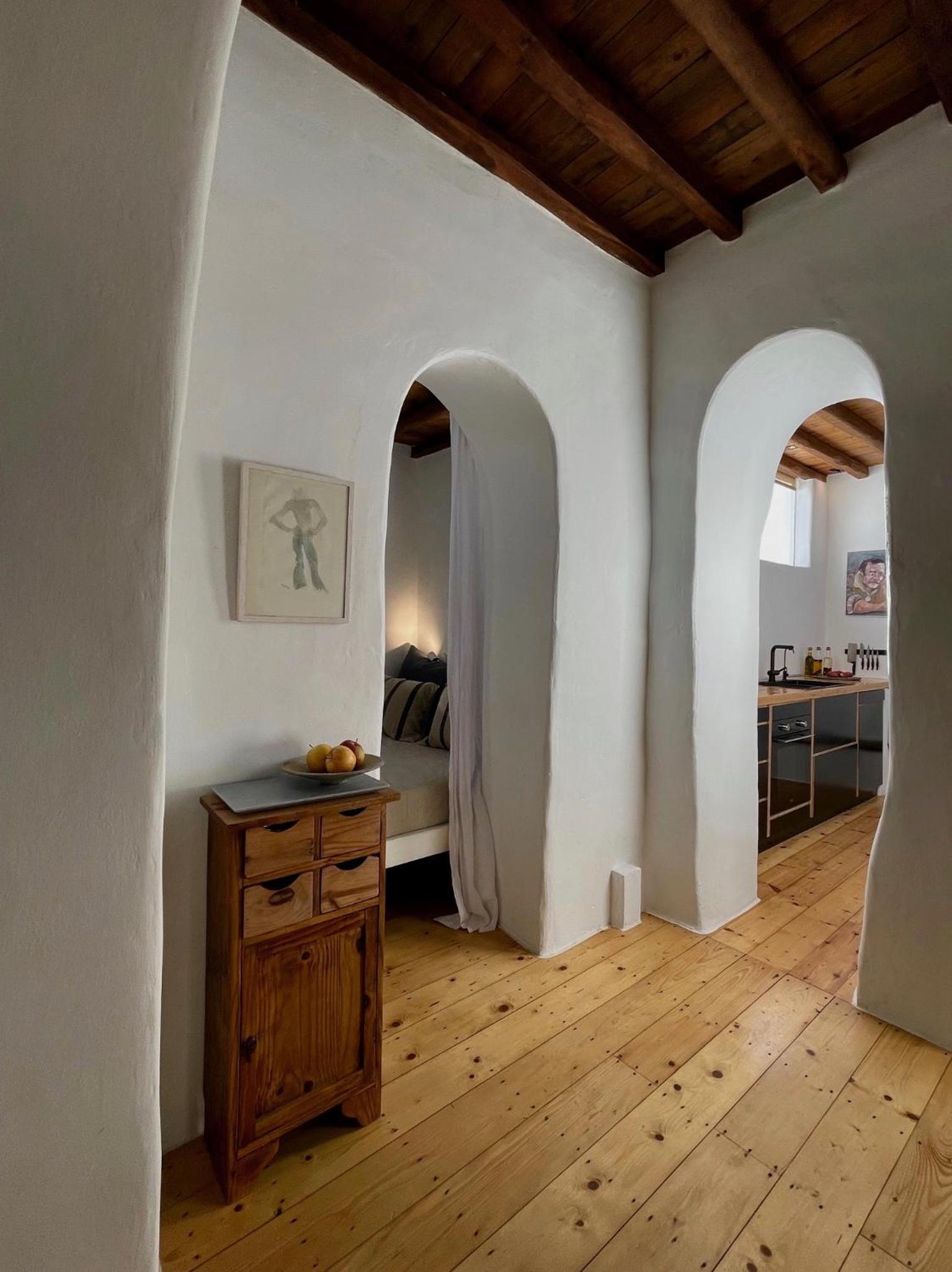 Villa with Sea View - Photo 23