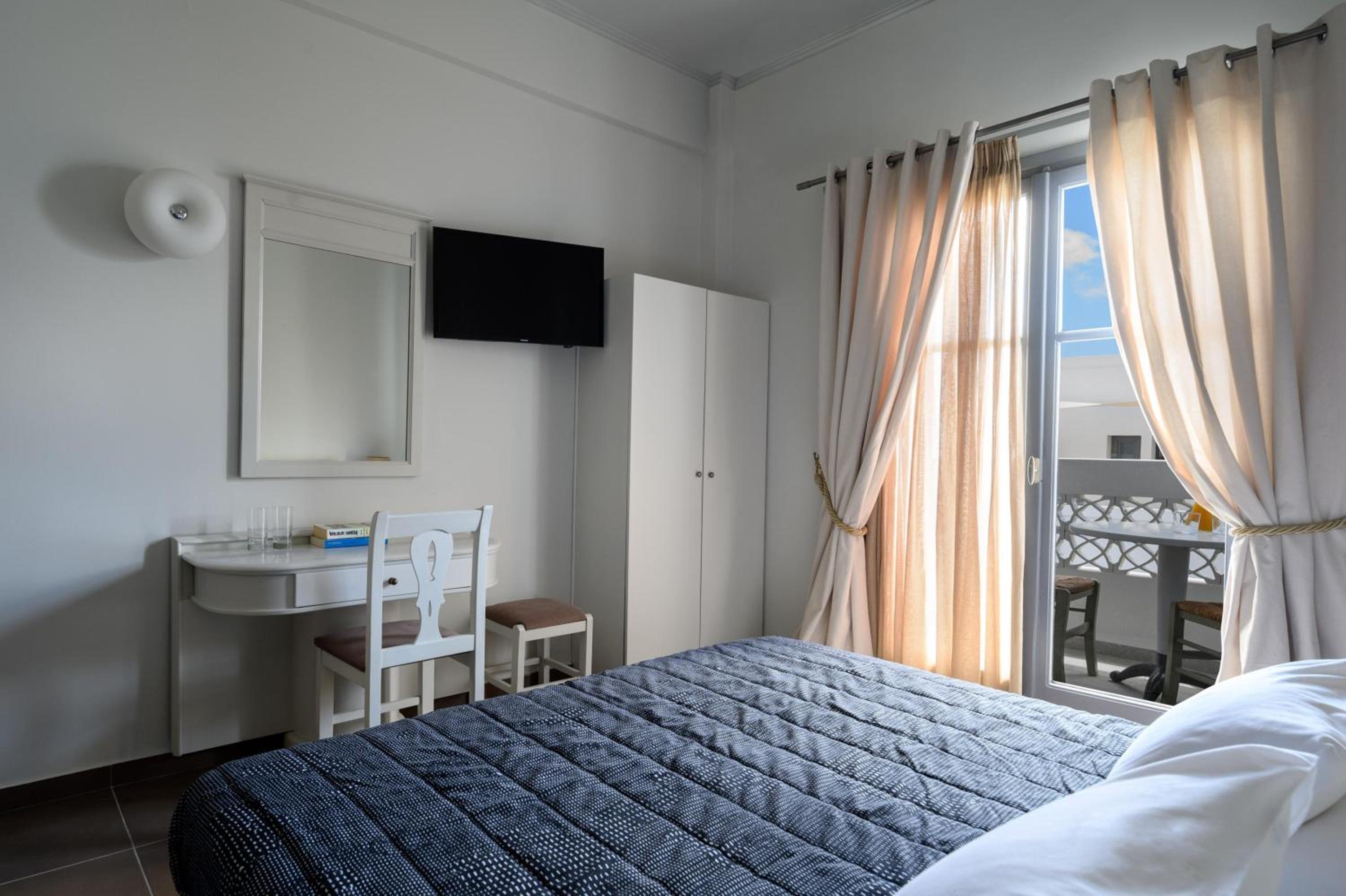 Double Room - Photo 4
