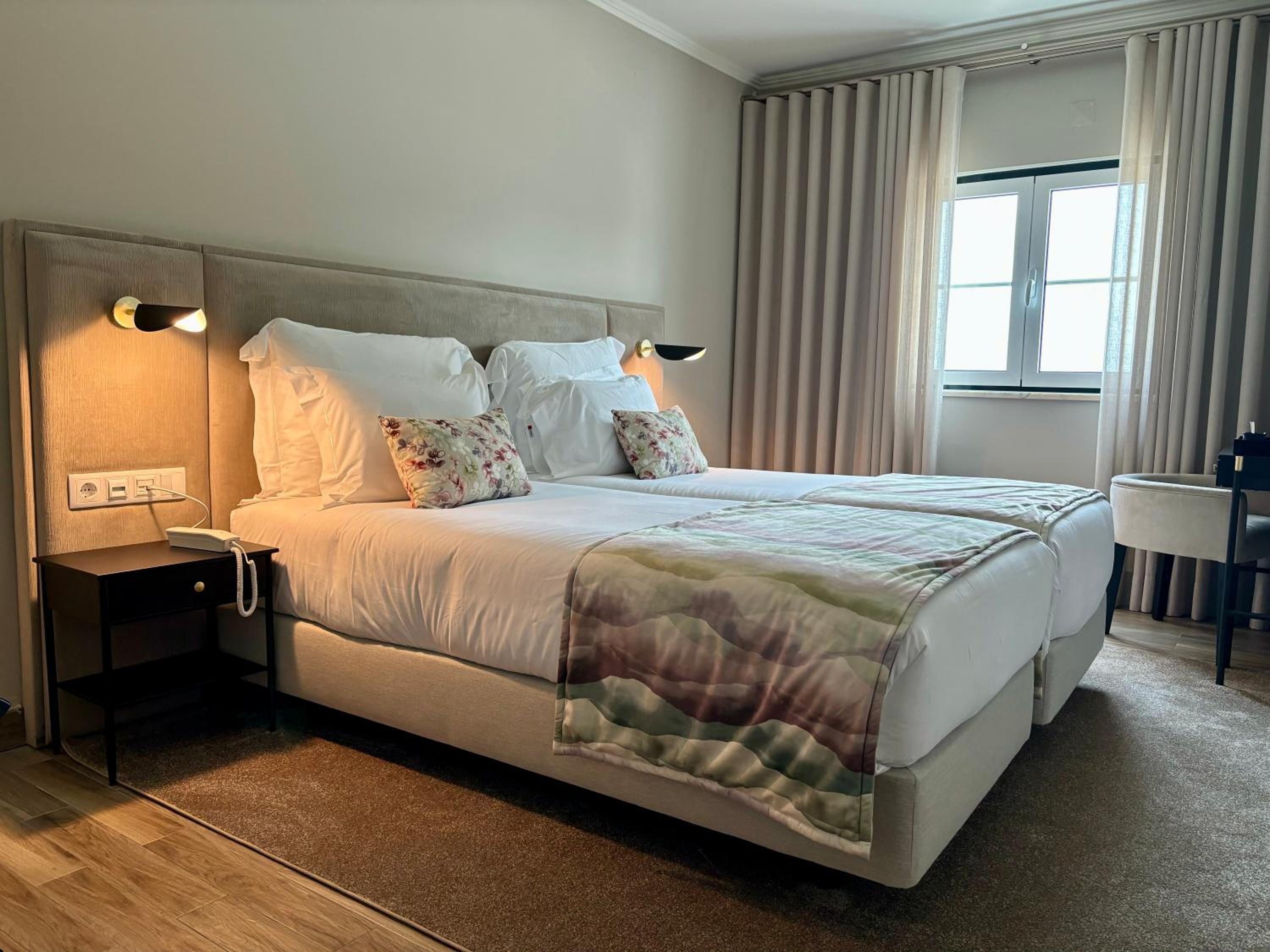 Superior Twin Room photo 2