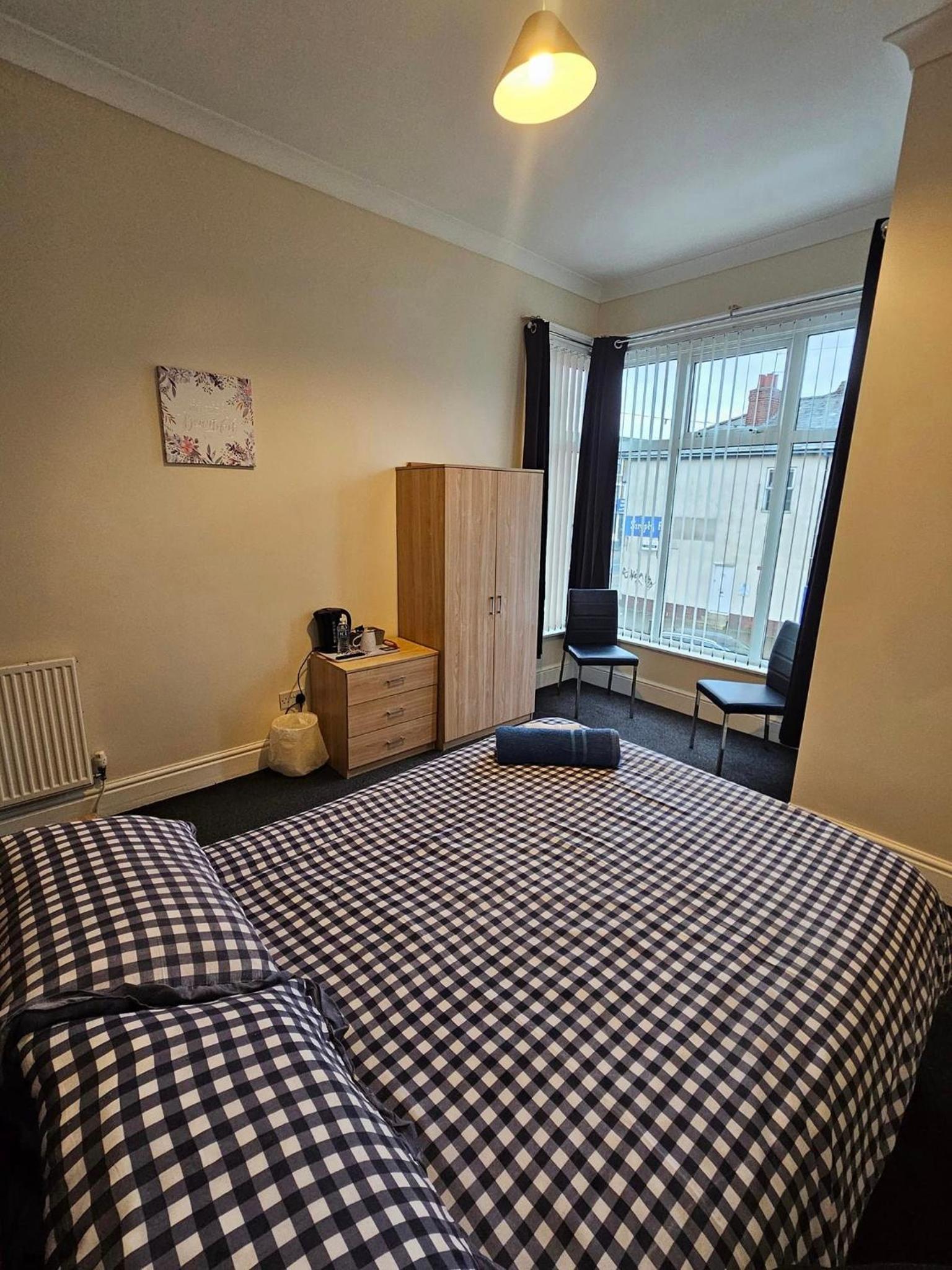 Double Room with Private Bathroom photo 3