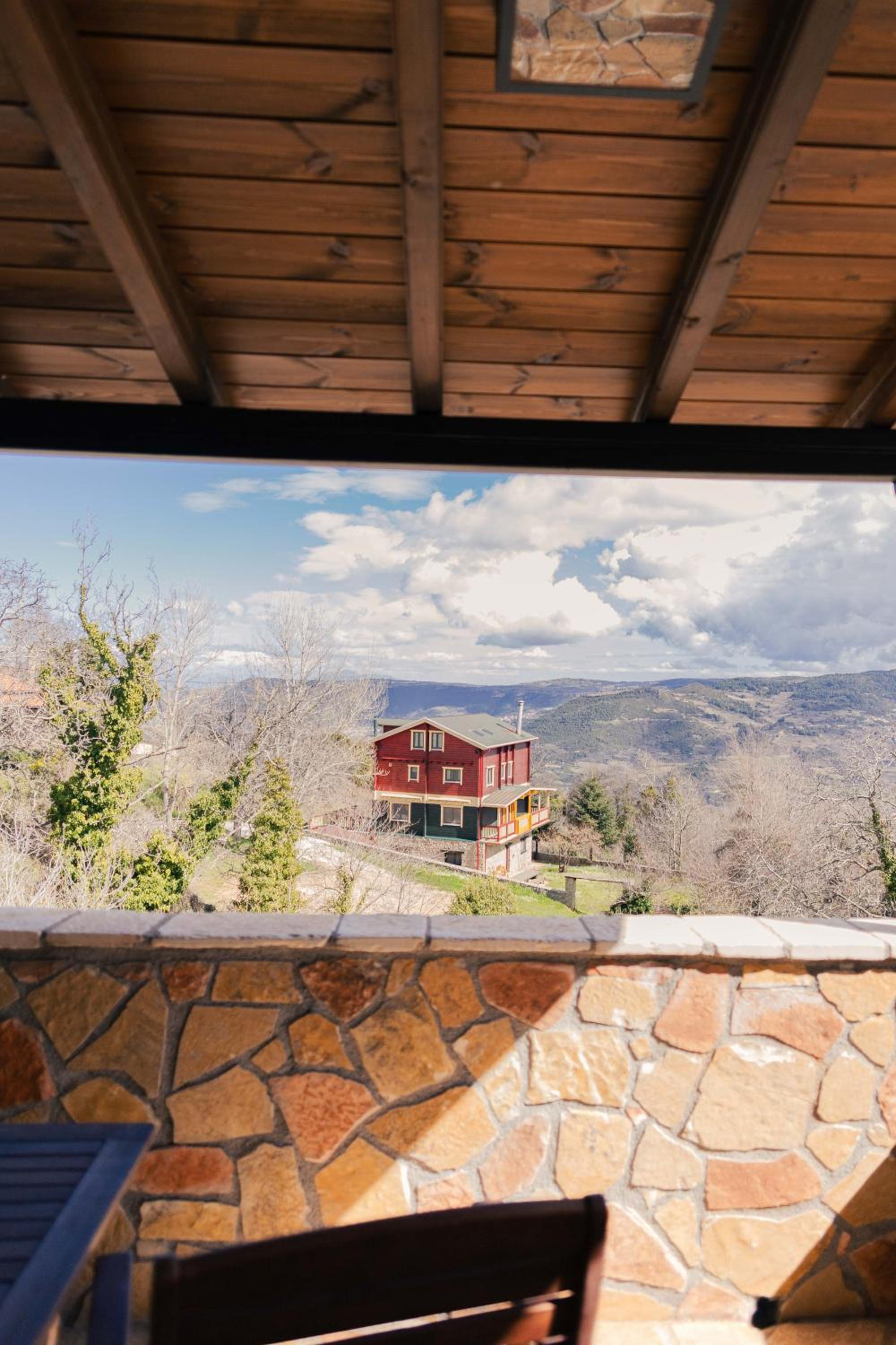 Junior Suite with Mountain View photo 3
