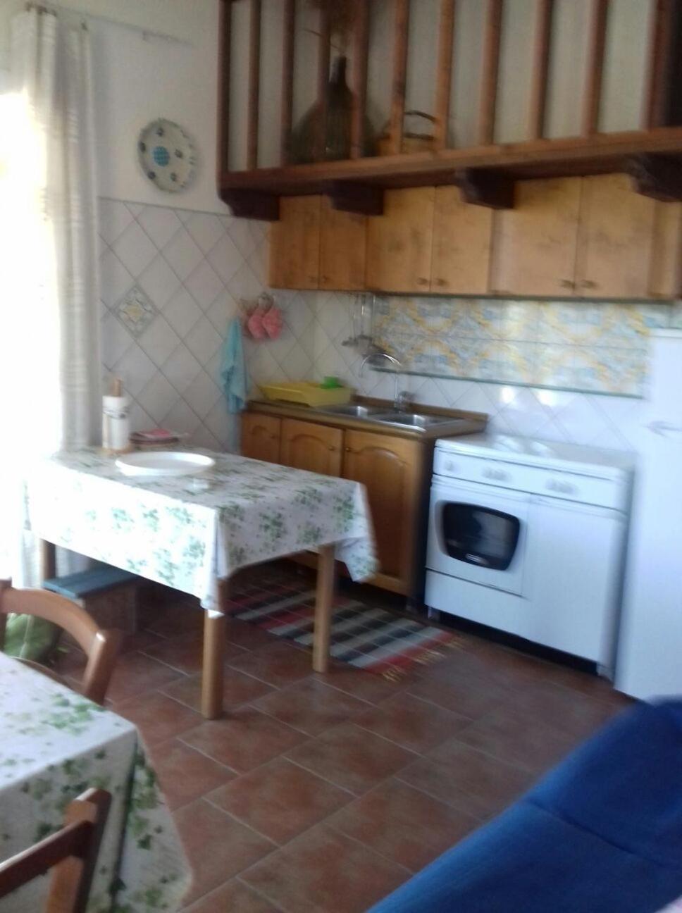 One-Bedroom House photo 2