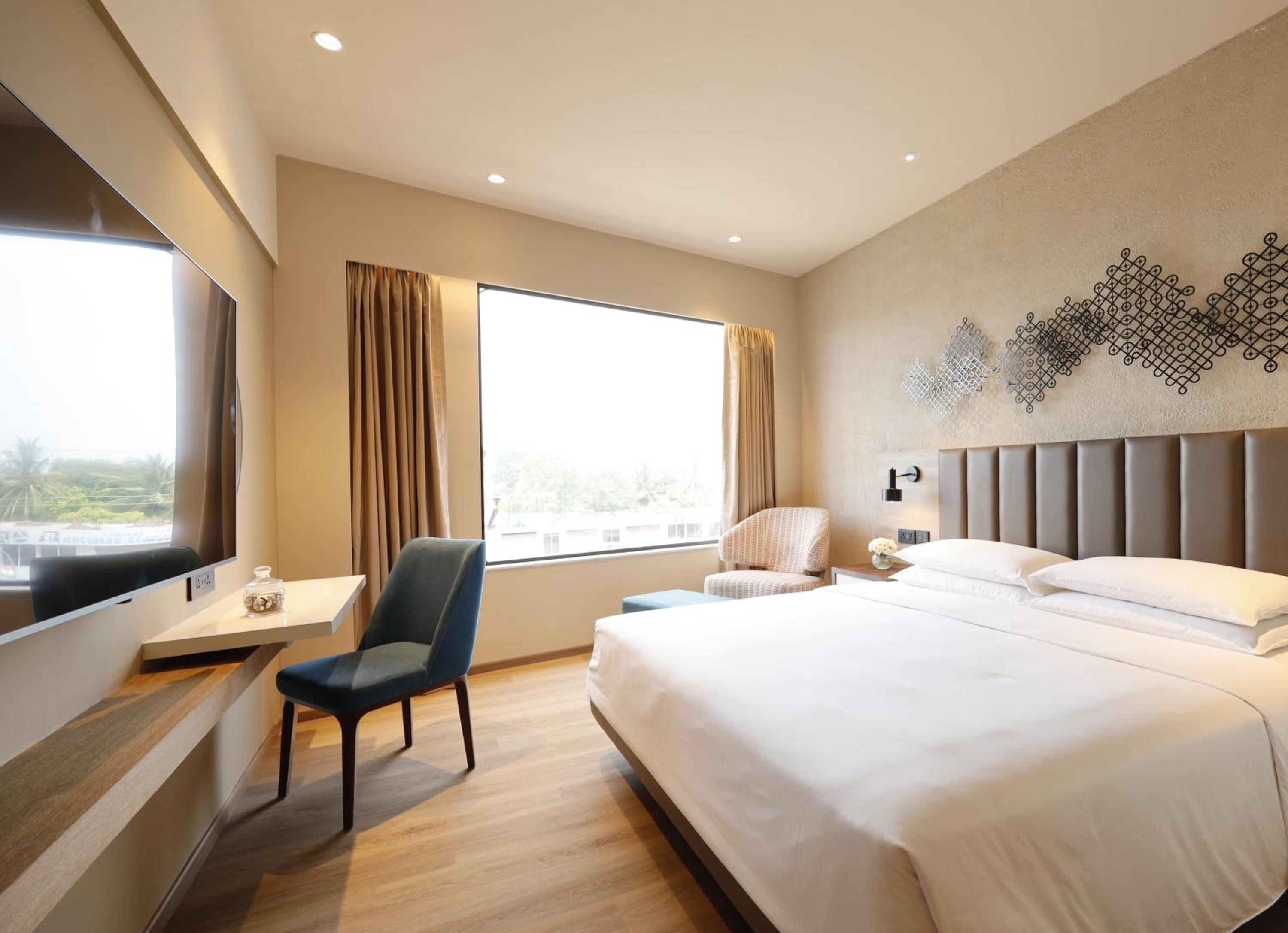 King Room with Sofa Bed - High Floor
