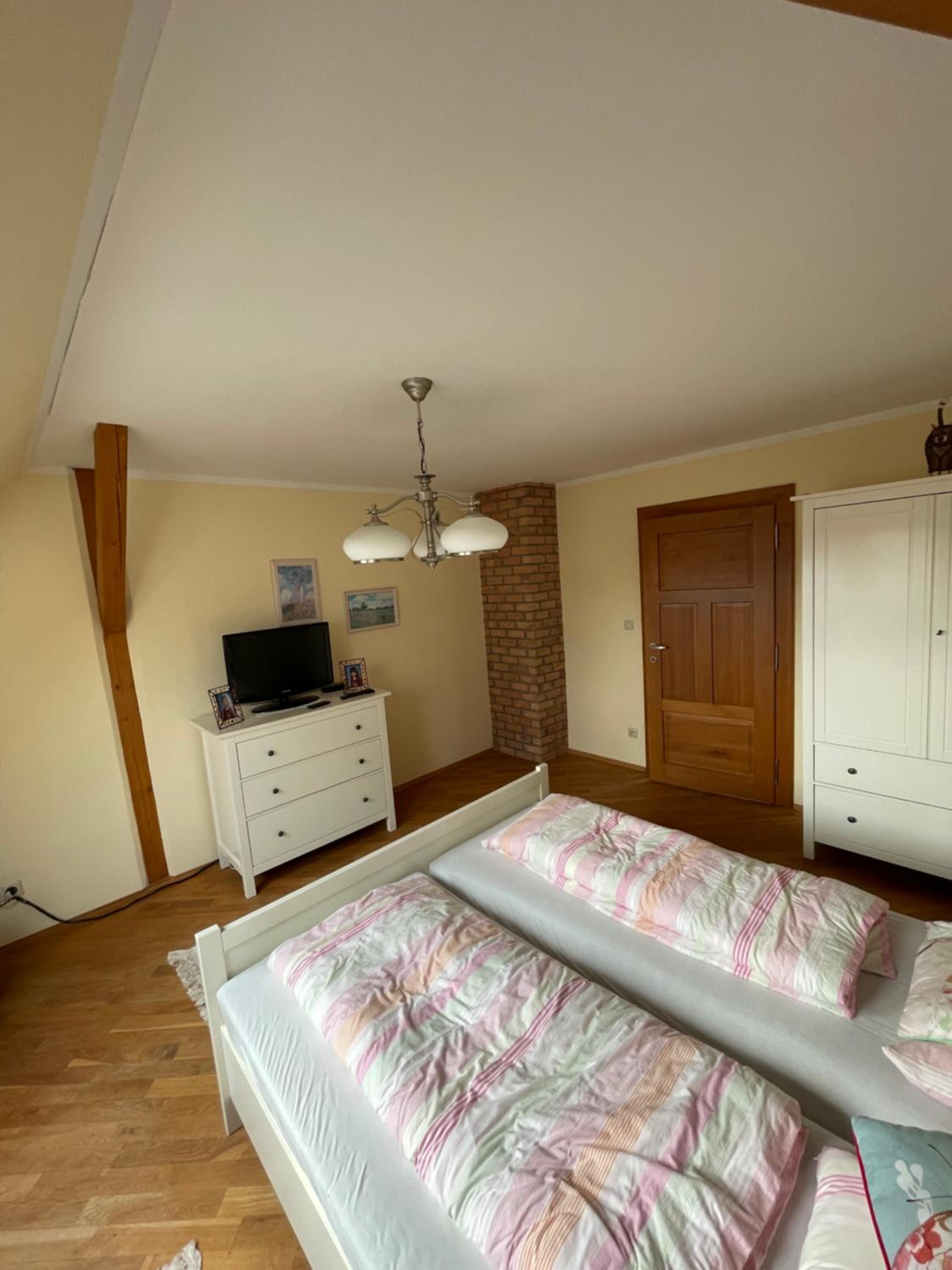 Four-Bedroom House photo 2