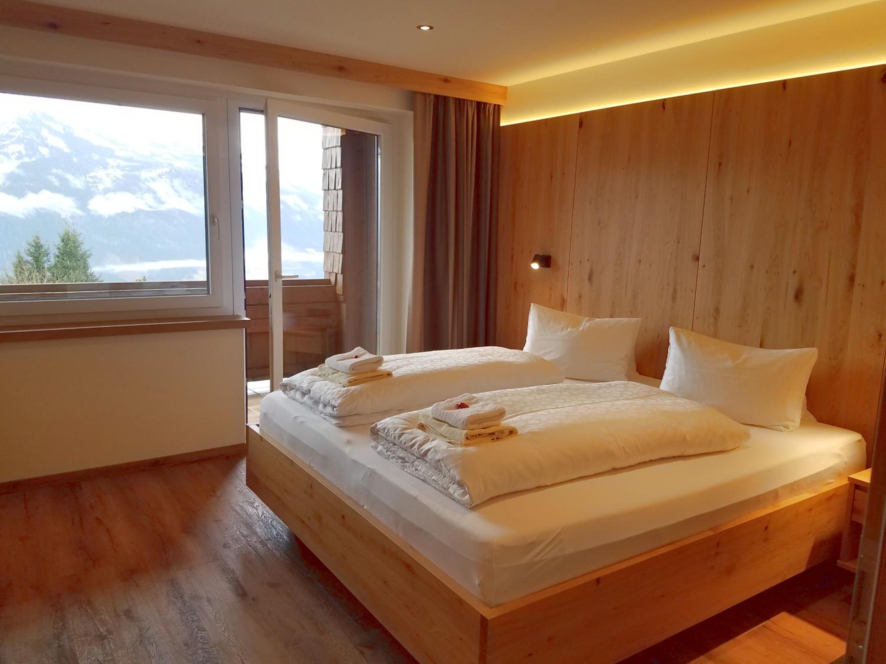Two-Bedroom Apartment - Photo 4