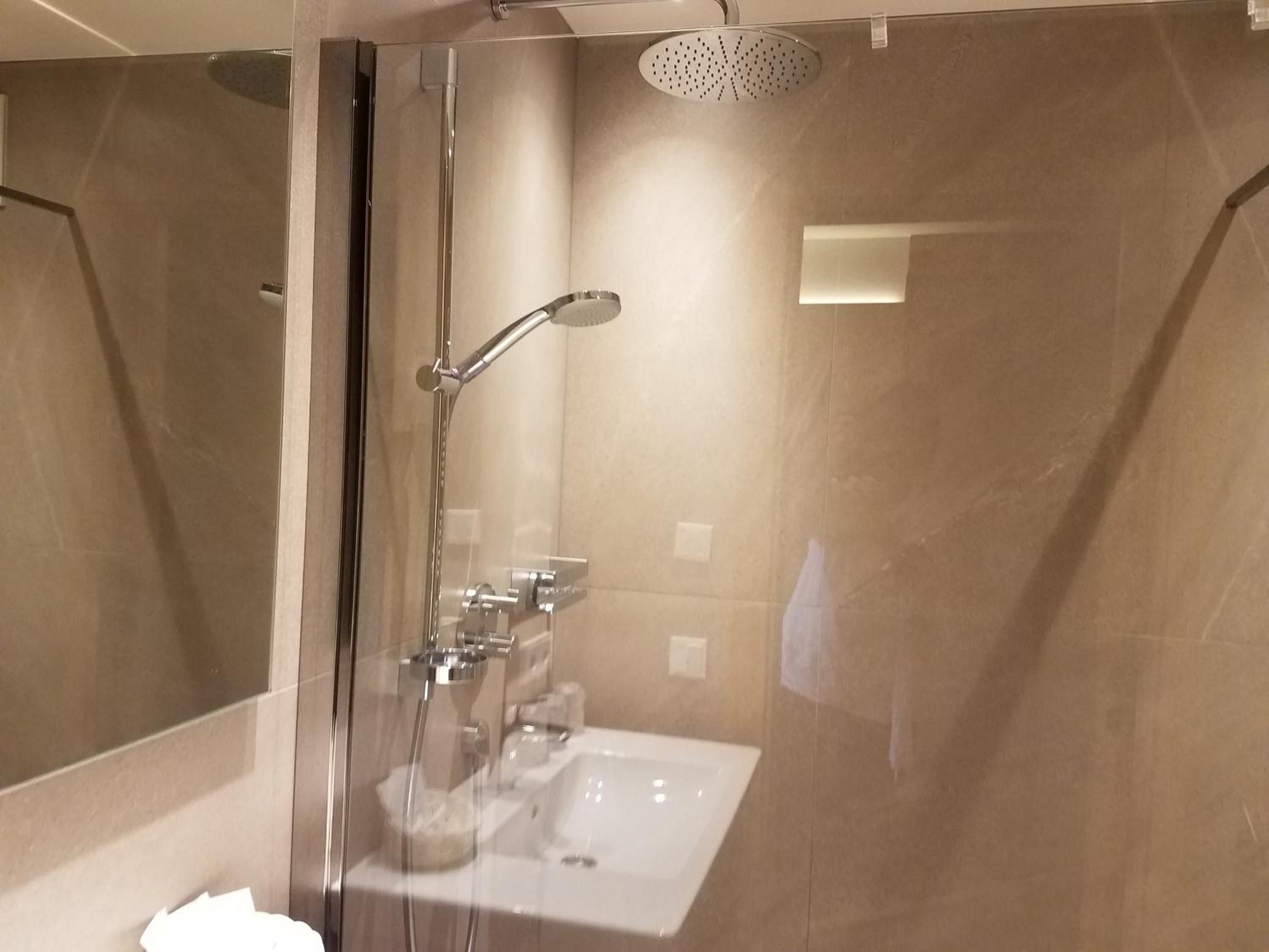 Two-Bedroom Apartment - Photo 15