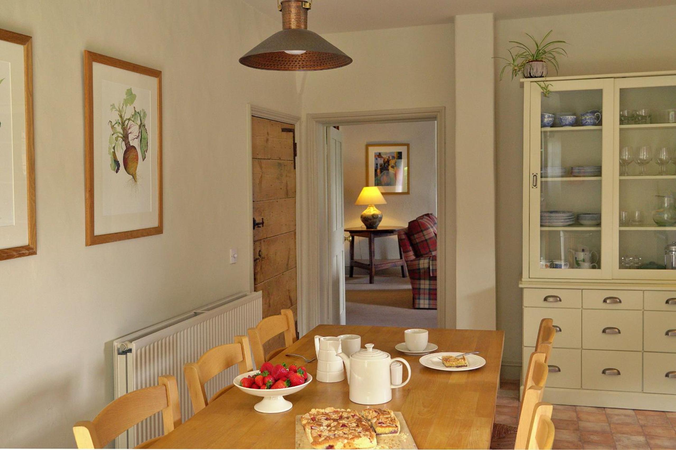Three-Bedroom House photo 2