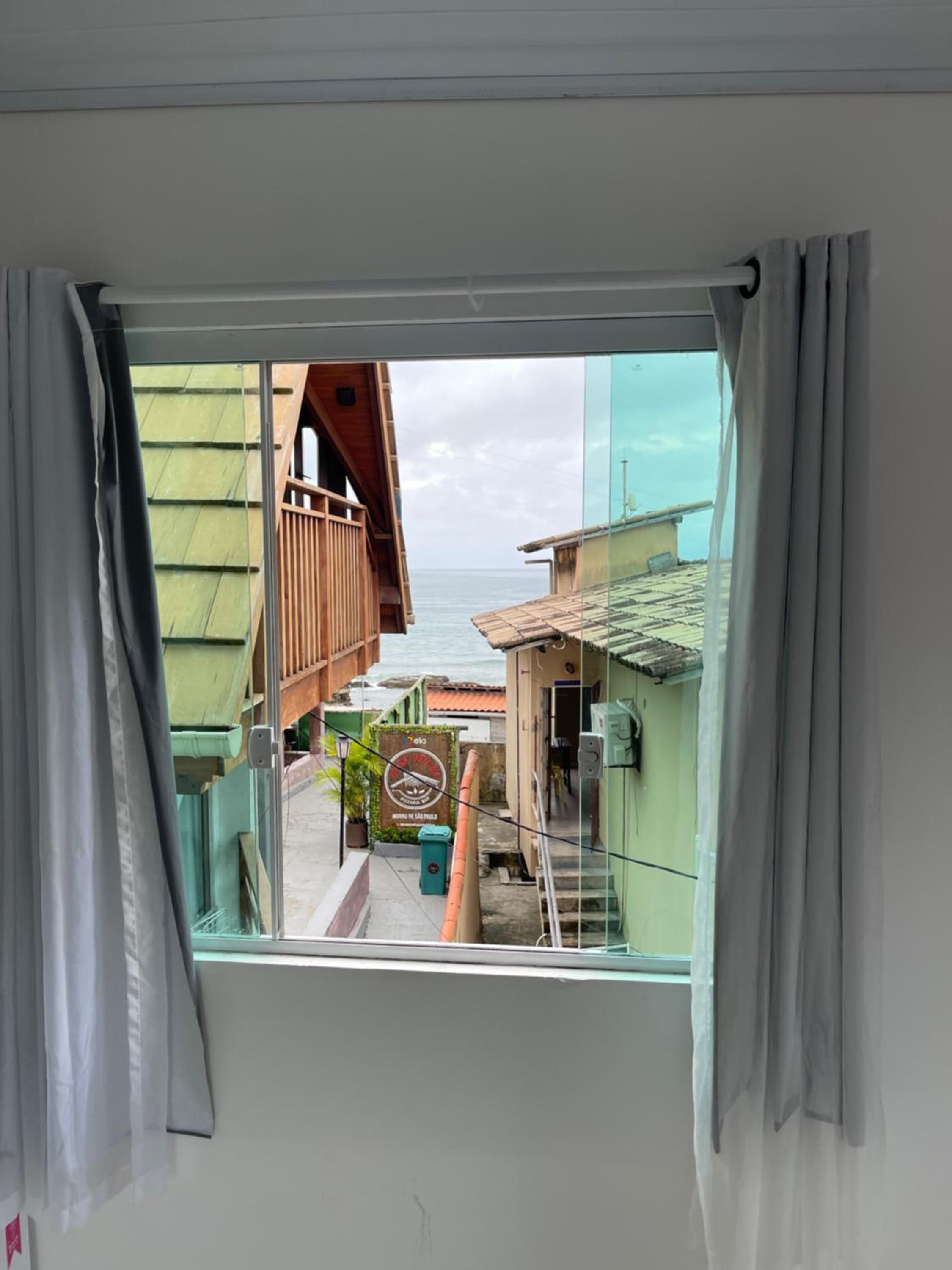 Deluxe Suite with Sea View photo 2
