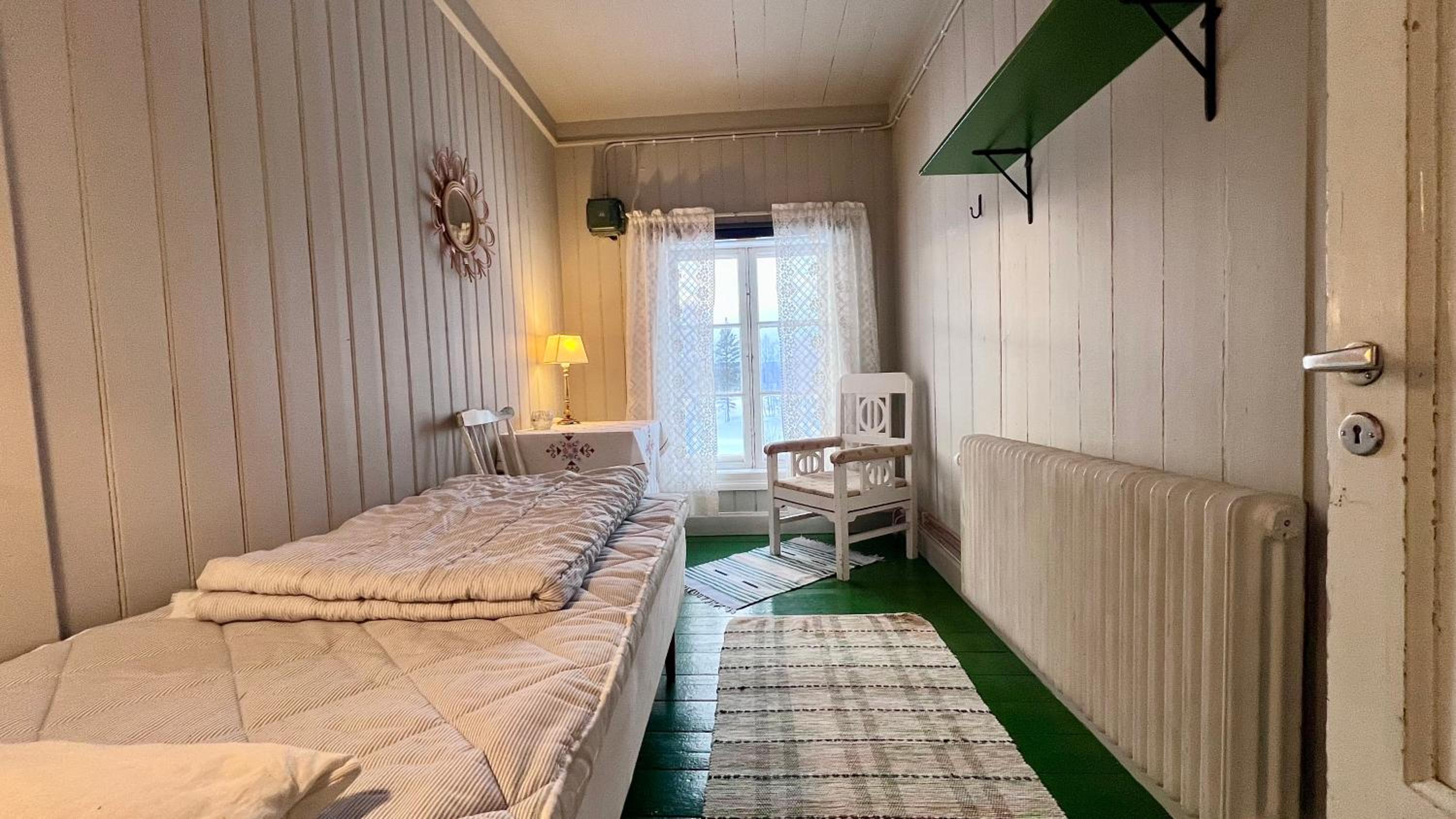 Standard Single Room with Shared Bathroom #4 photo 1