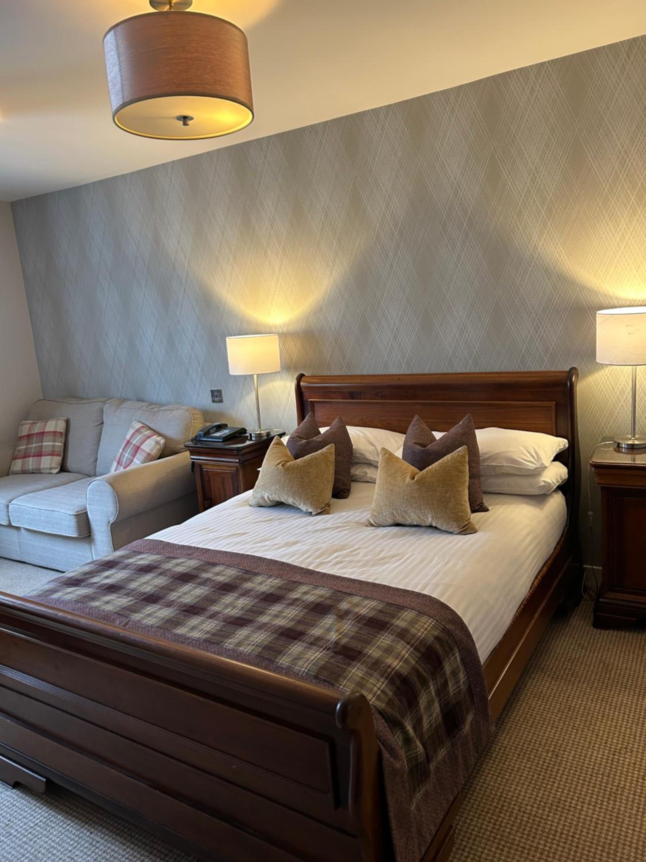 Double Room with Spa Bath photo 1