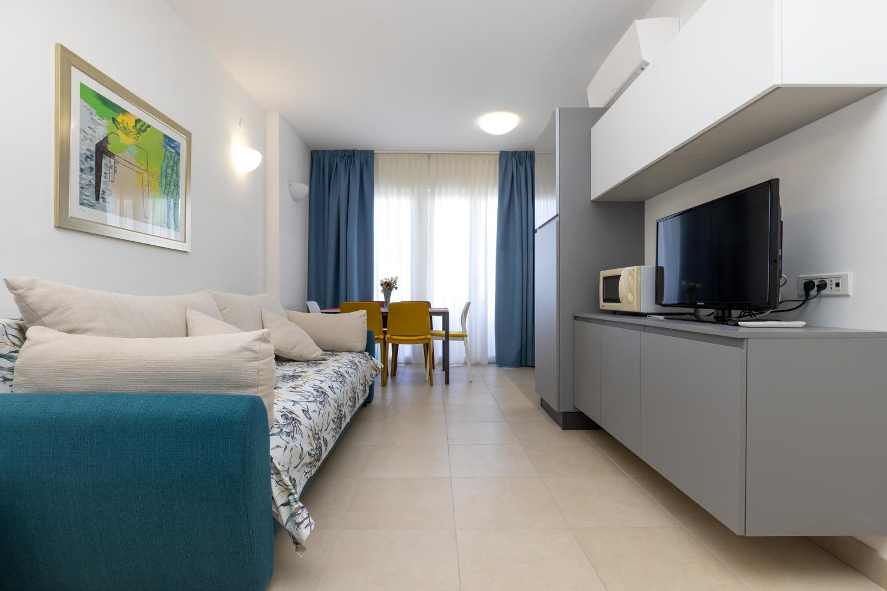 Apartment with Sea View photo 1
