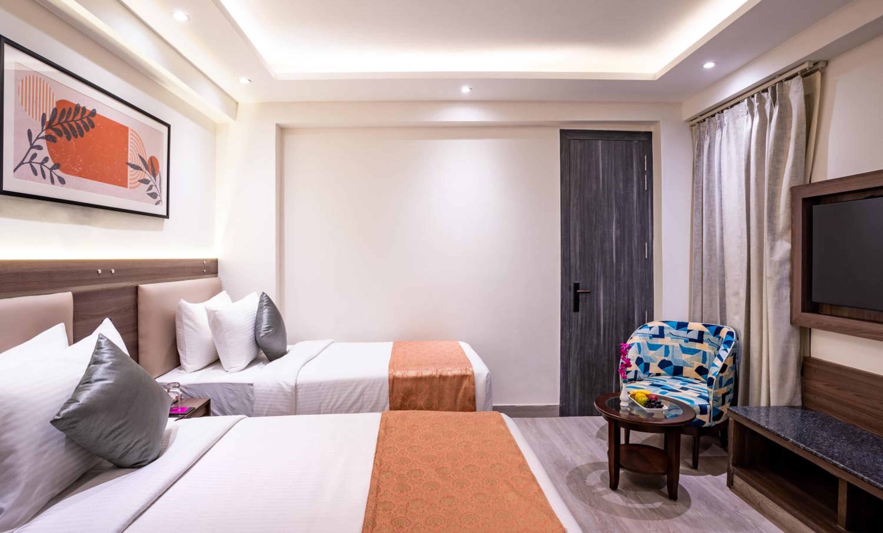 Deluxe Twin Room - Non Smoking : Happy Hours (1+1 mocktail from 11:00 AM to 7:00 PM) & Complimentary laundry service for up to 2 clothing items. Late check-out (subject to availability) photo 3