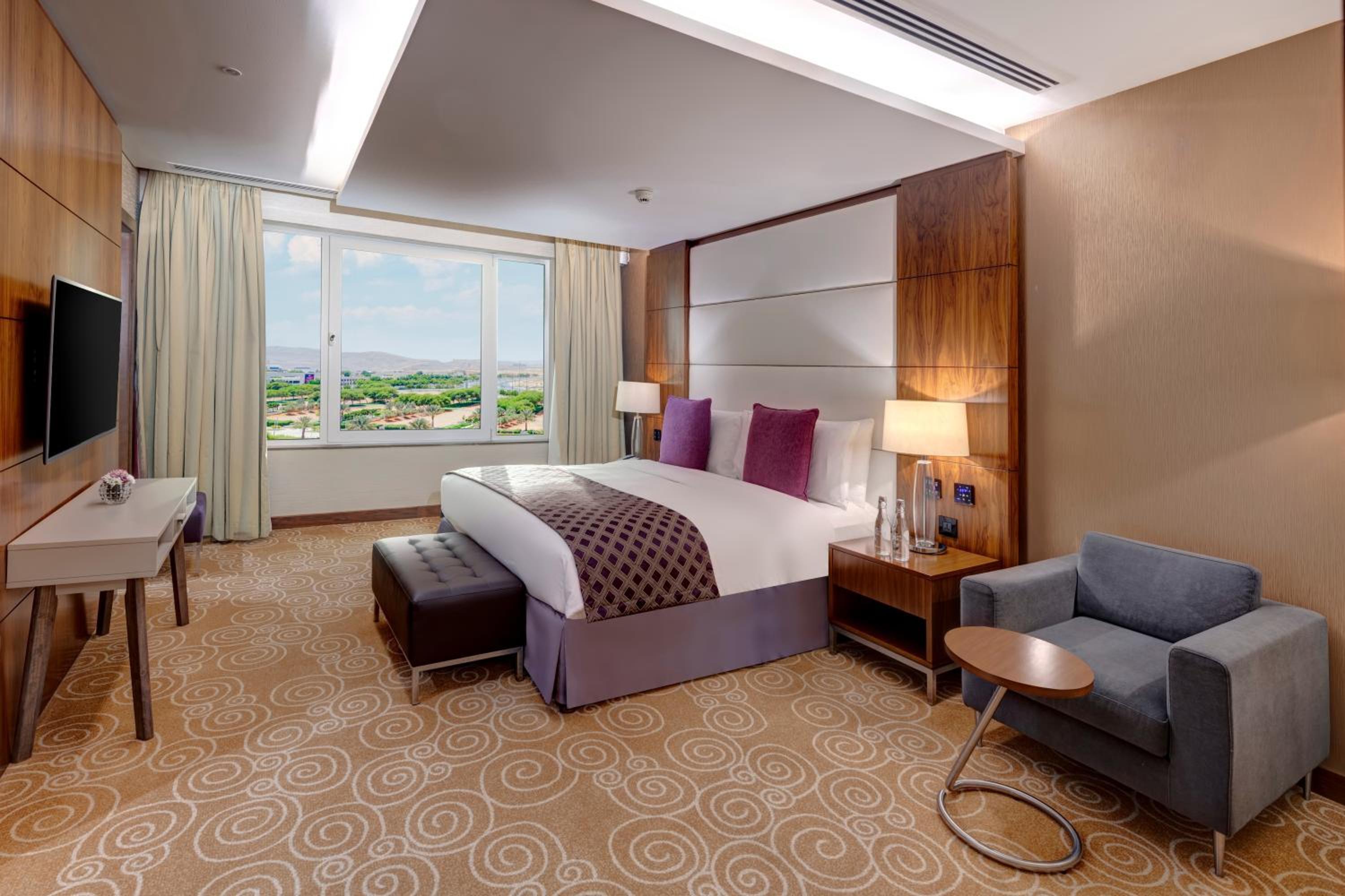 Presidential Suite with Garden View - Lounge Access