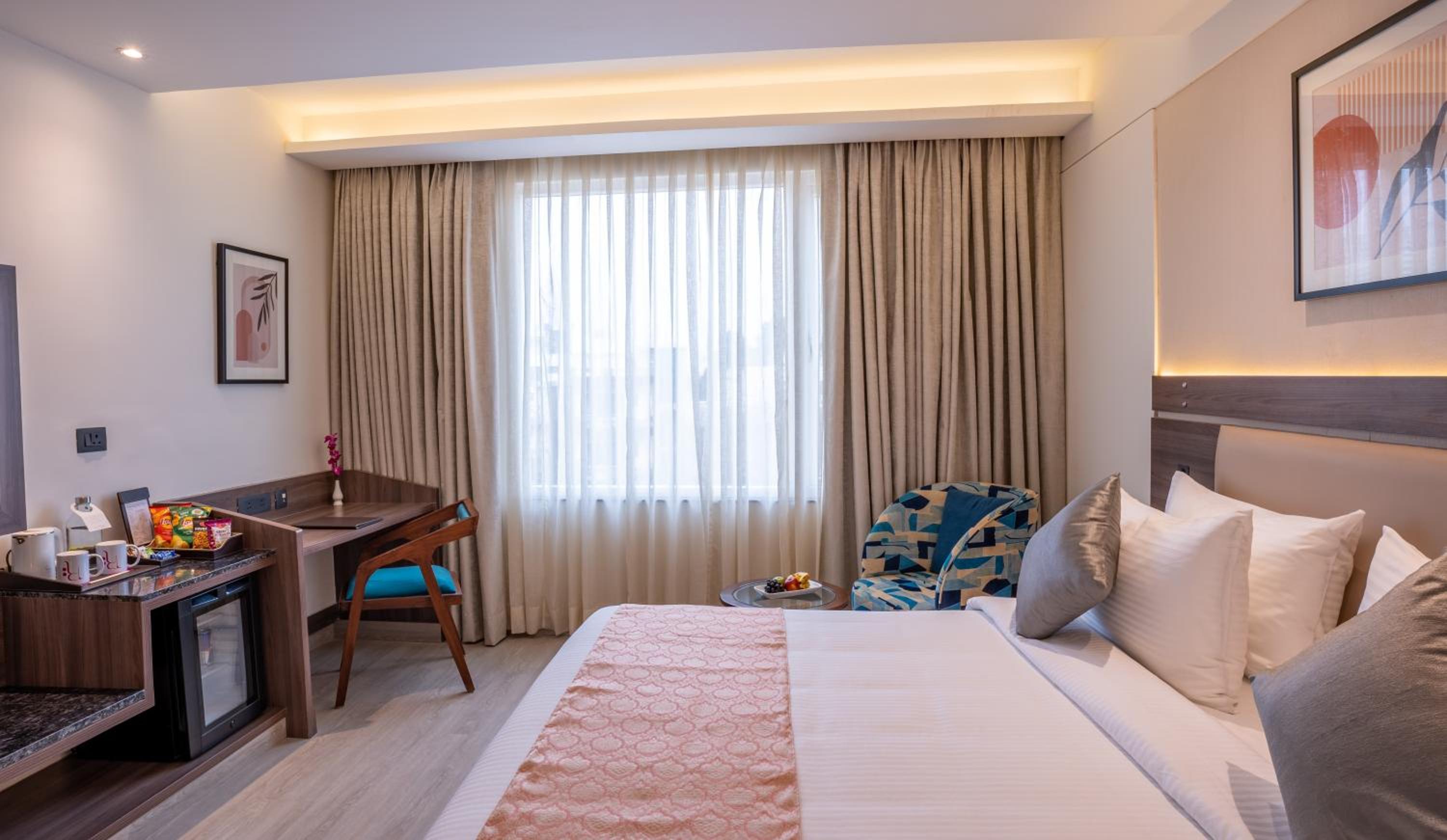 Premium Room- Non Smoking: Happy Hours (1+1 mocktail from 11:00 AM to 7:00 PM) & Complimentary laundry service for up to 2 clothing items. Late check-out (subject to availability) photo 3