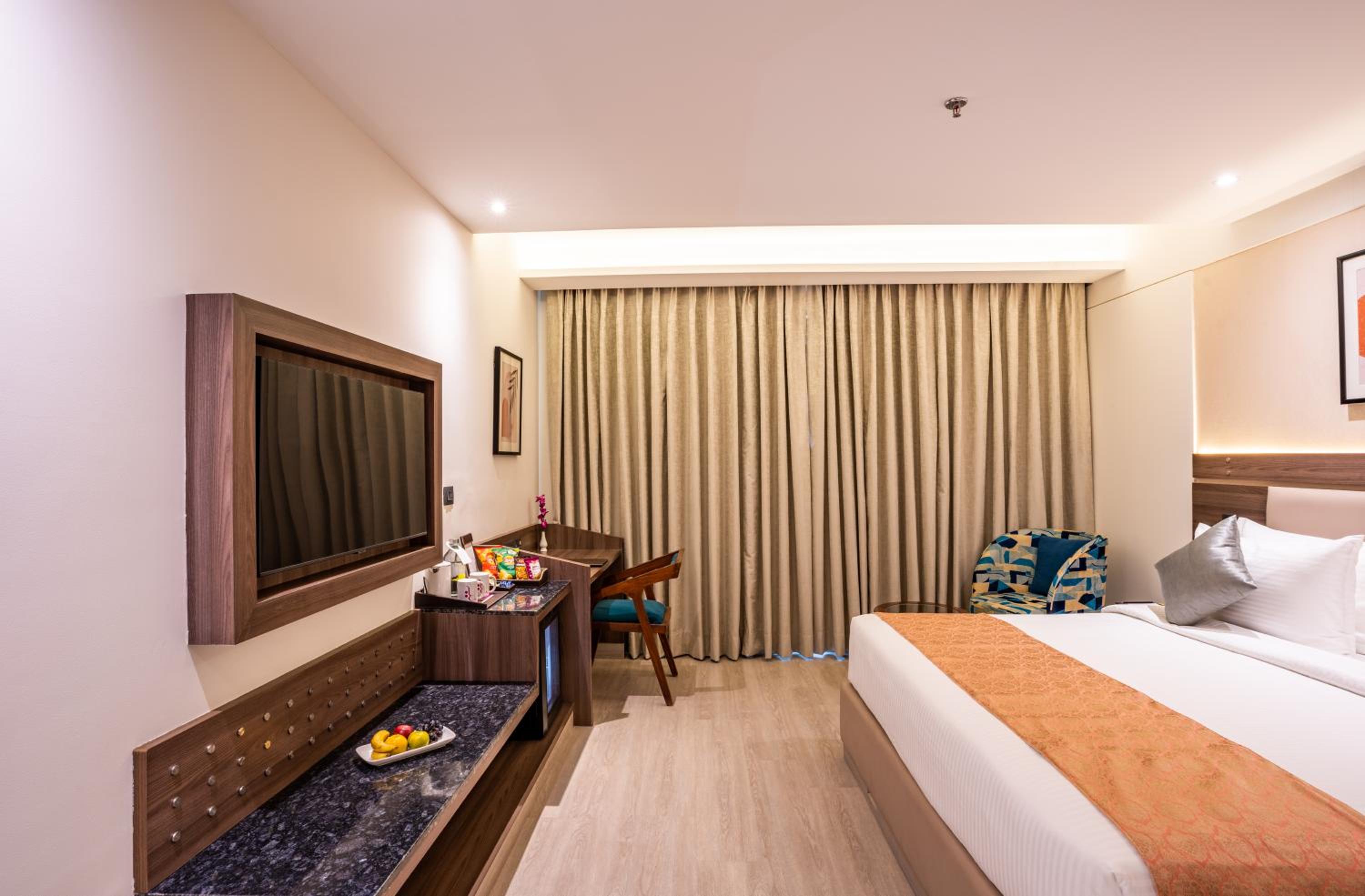 Premium Room- Non Smoking: Happy Hours (1+1 mocktail from 11:00 AM to 7:00 PM) & Complimentary laundry service for up to 2 clothing items. Late check-out (subject to availability) photo 1