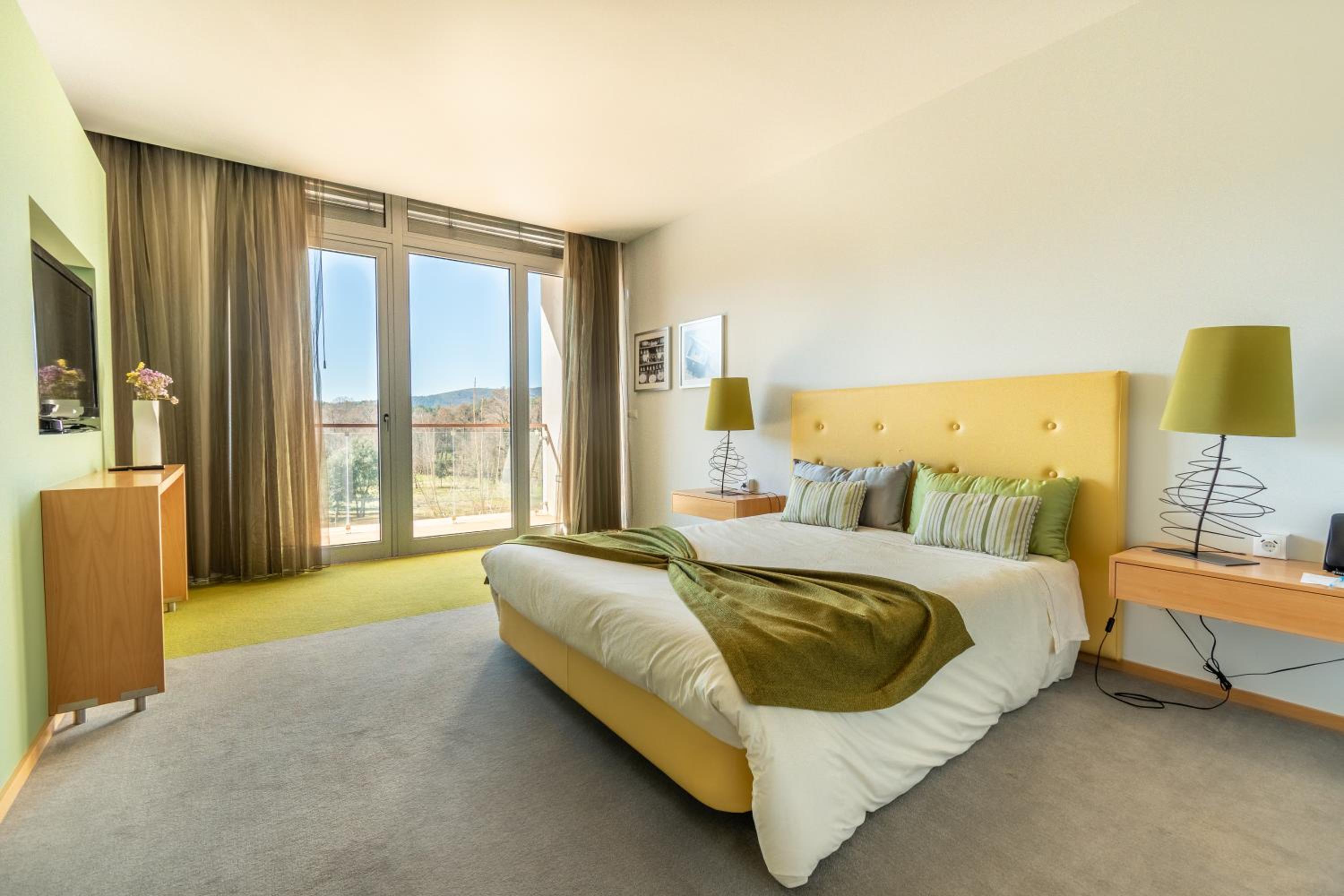 Premium Suite with Balcony