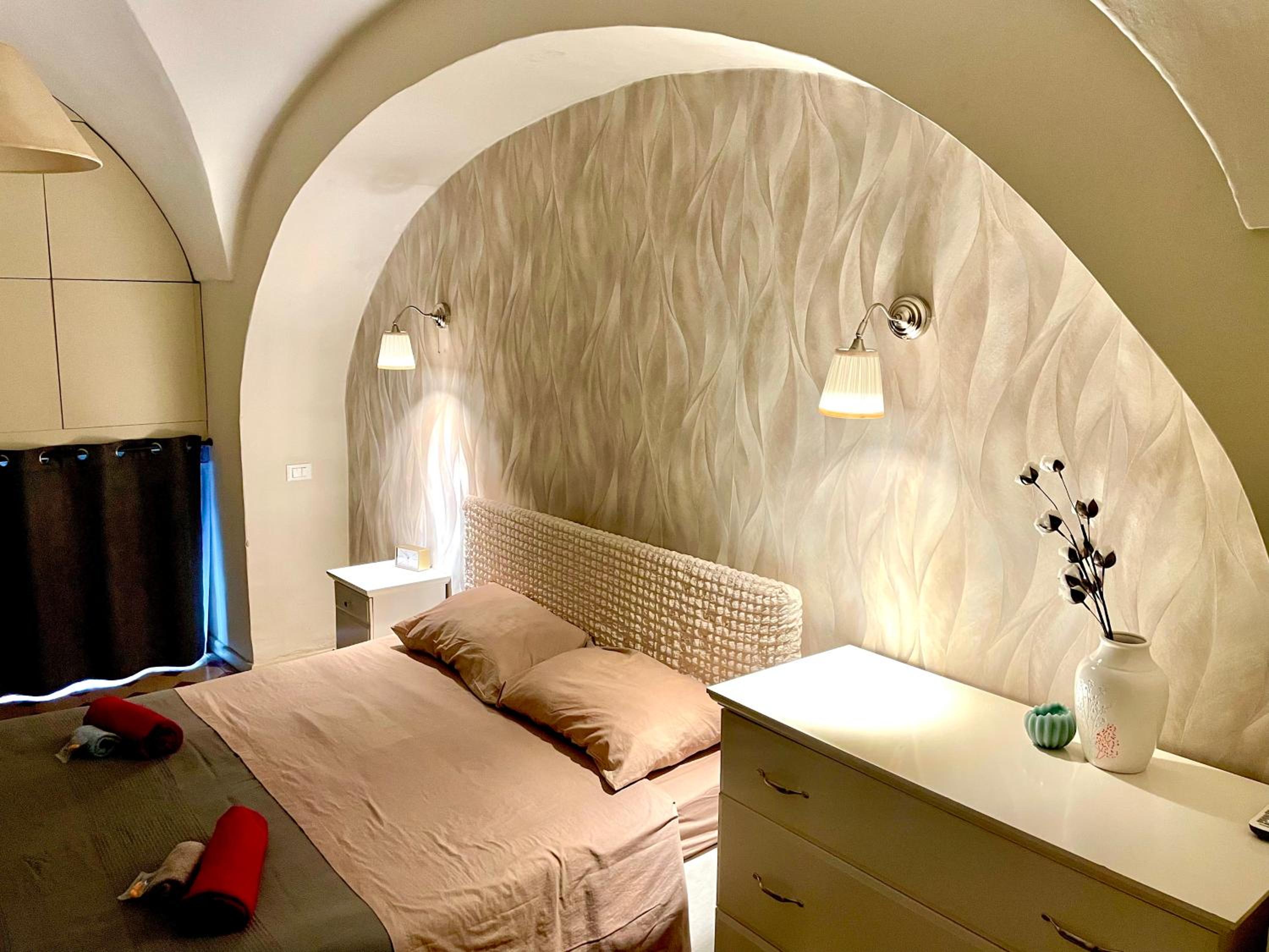 Two-Bedroom Apartment - Photo 1