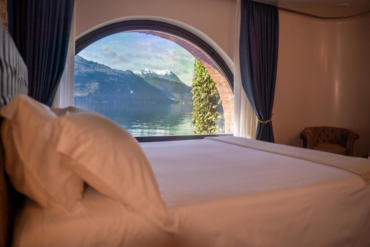 Junior Suite with Lake View and Private Garden - Separate building photo 3