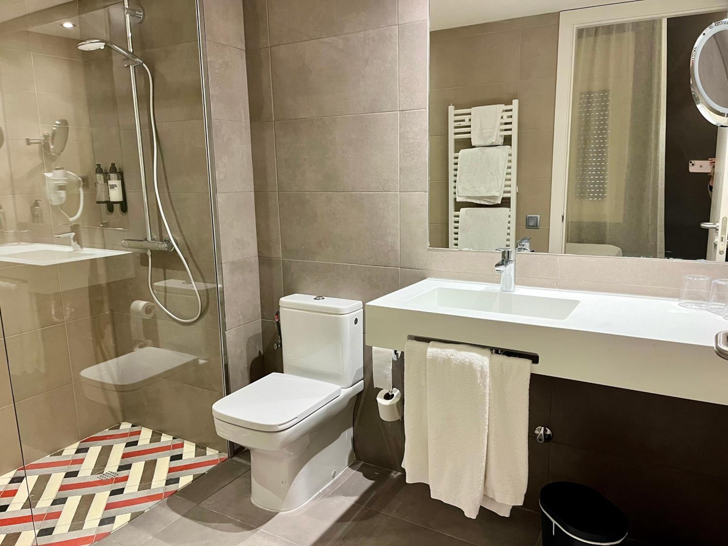 Triple Room with Balcony - Photo 4