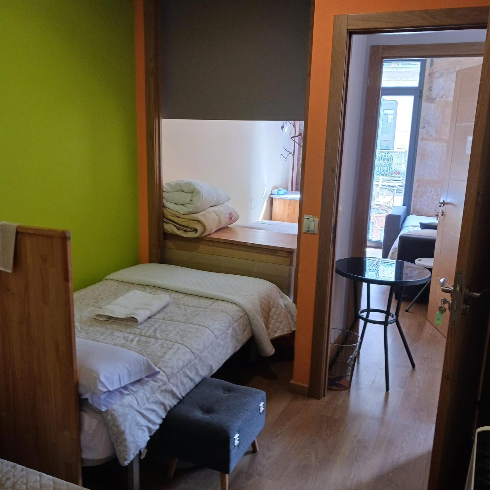 Single Bed in 4-Bed Dormitory Room photo 2