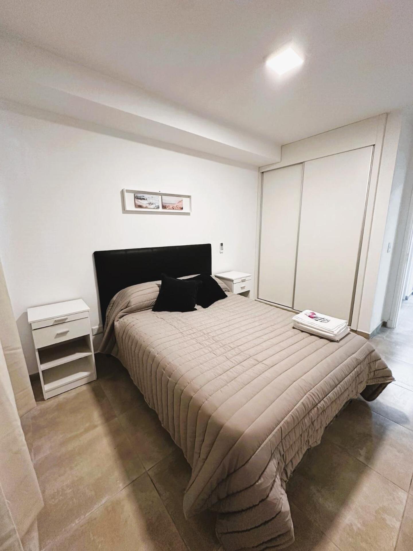 One-Bedroom Apartment photo 3