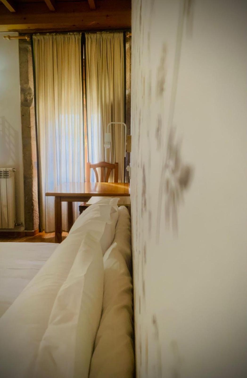 Quadruple Room with Private Bathroom - Photo 4