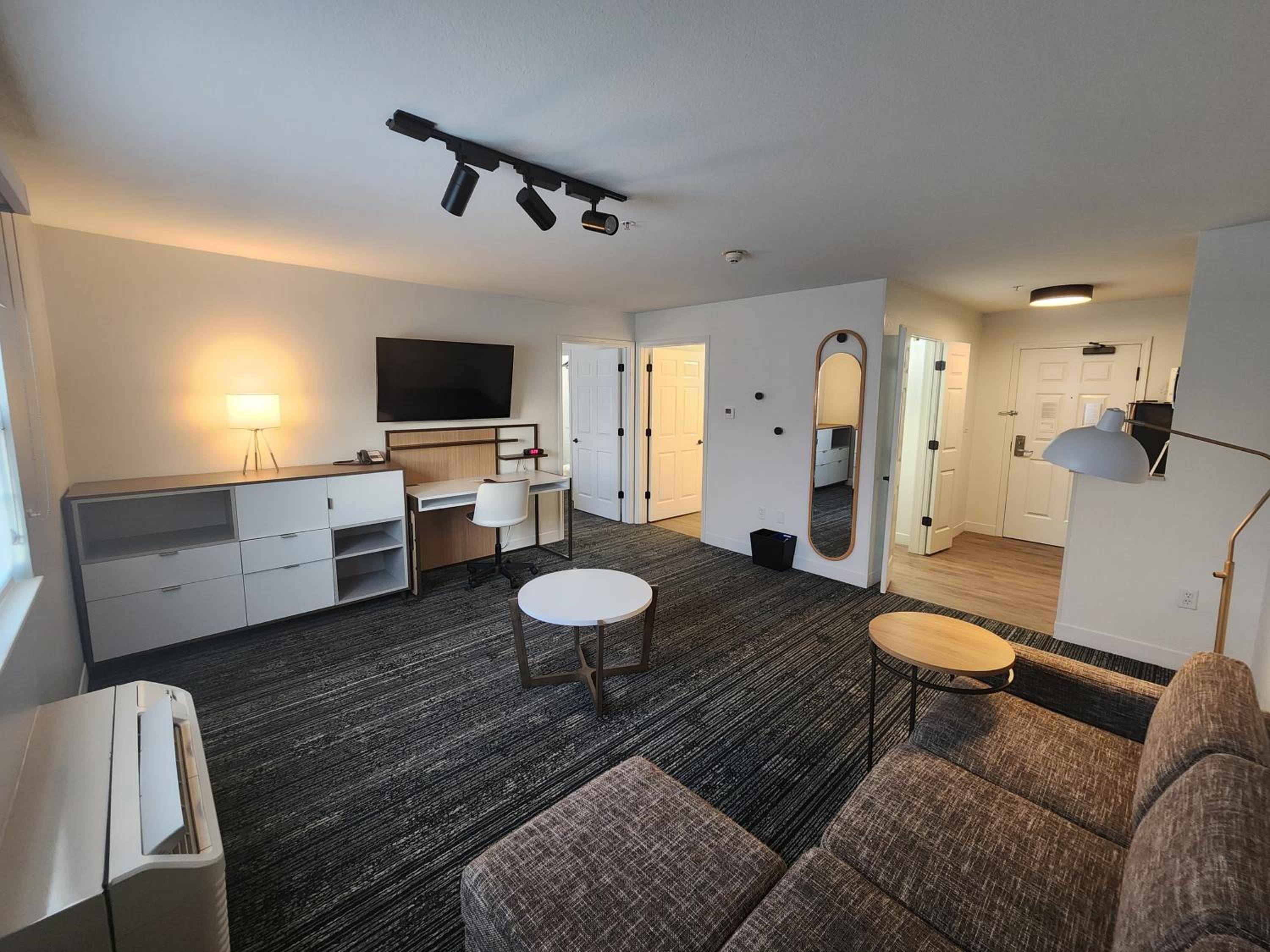 One-Bedroom King Suite with Sofa Bed photo 1