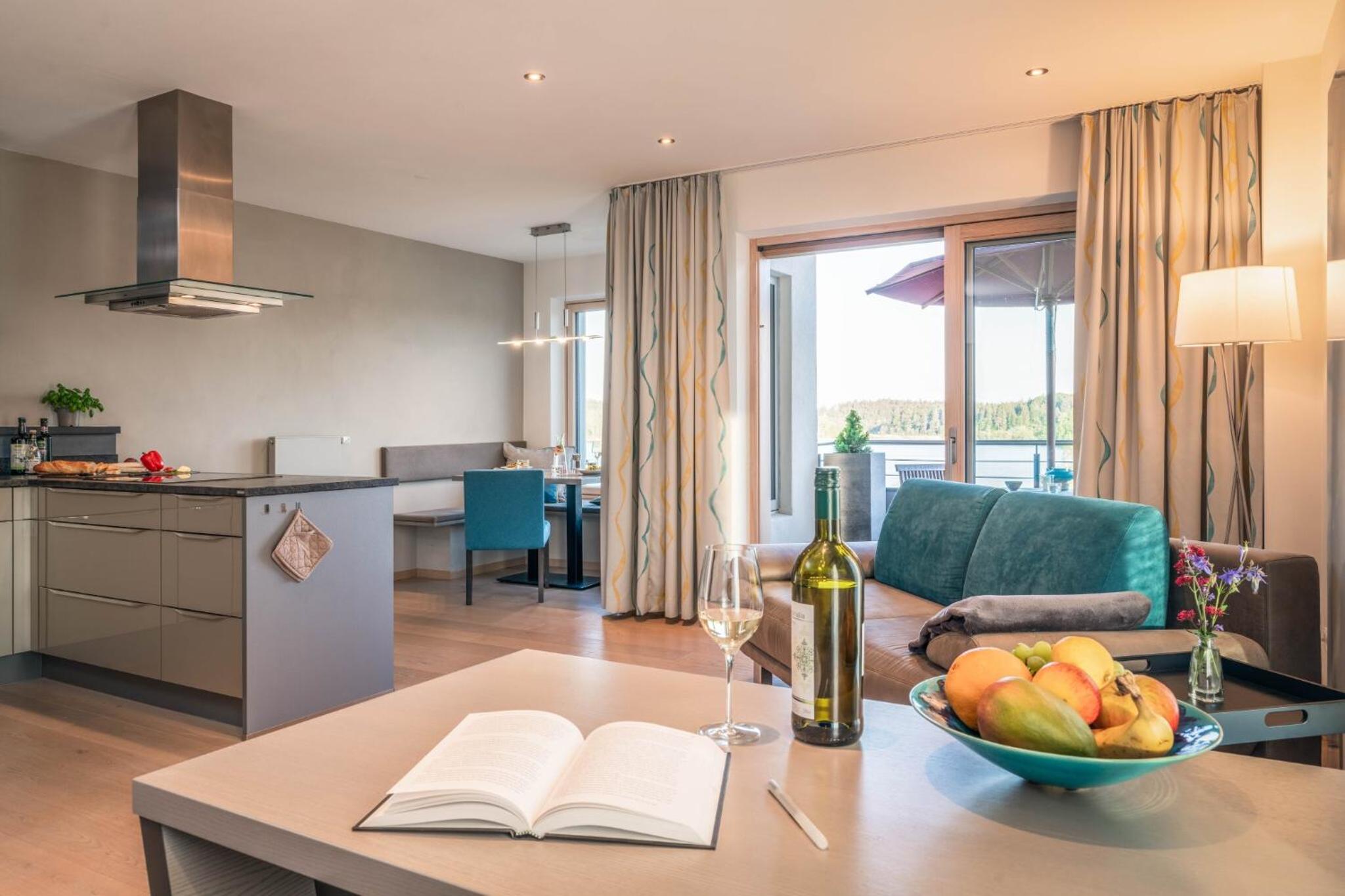 Superior One-Bedroom Apartment with Balcony