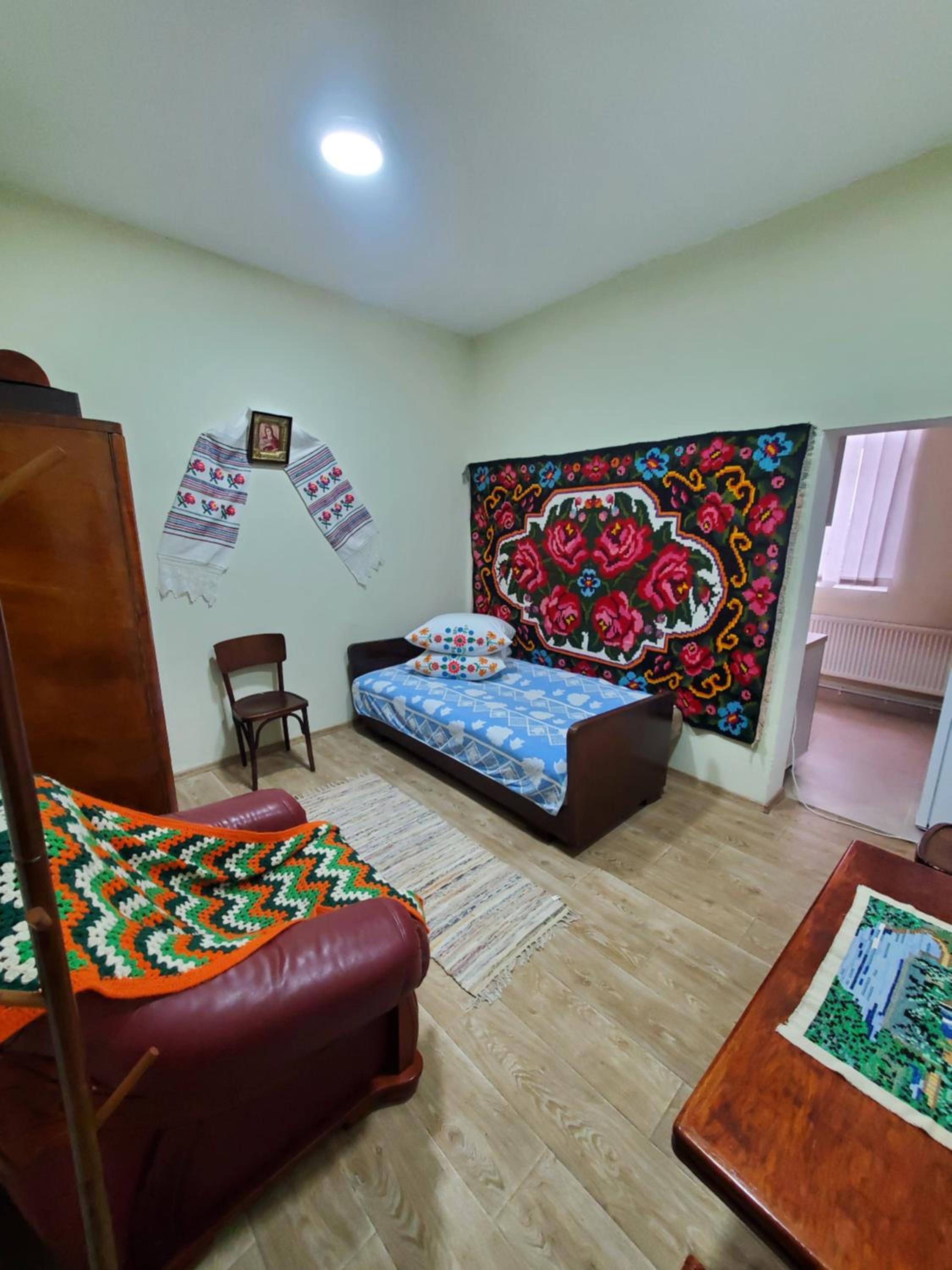 Standard Single Room with Shower photo 3