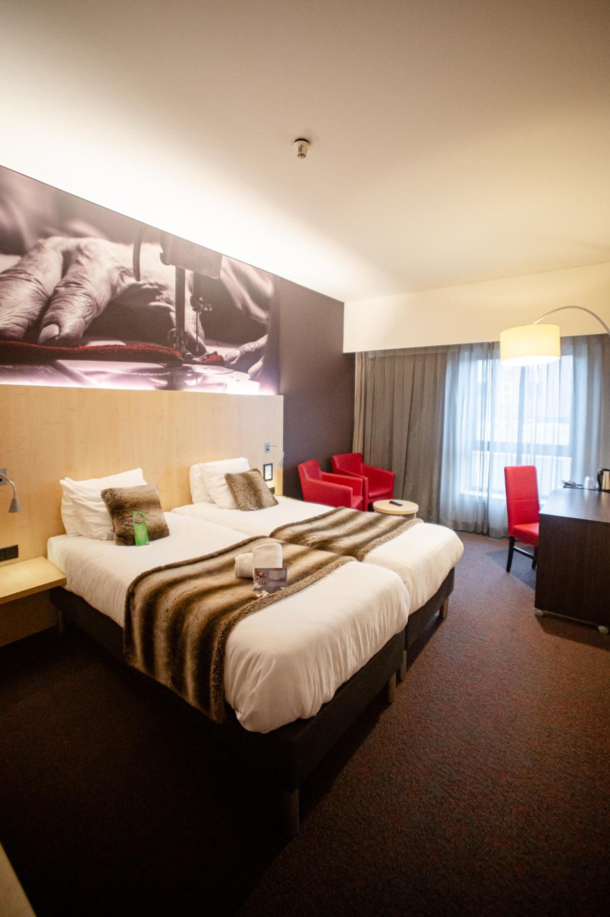 Double or Twin Room - Photo 1