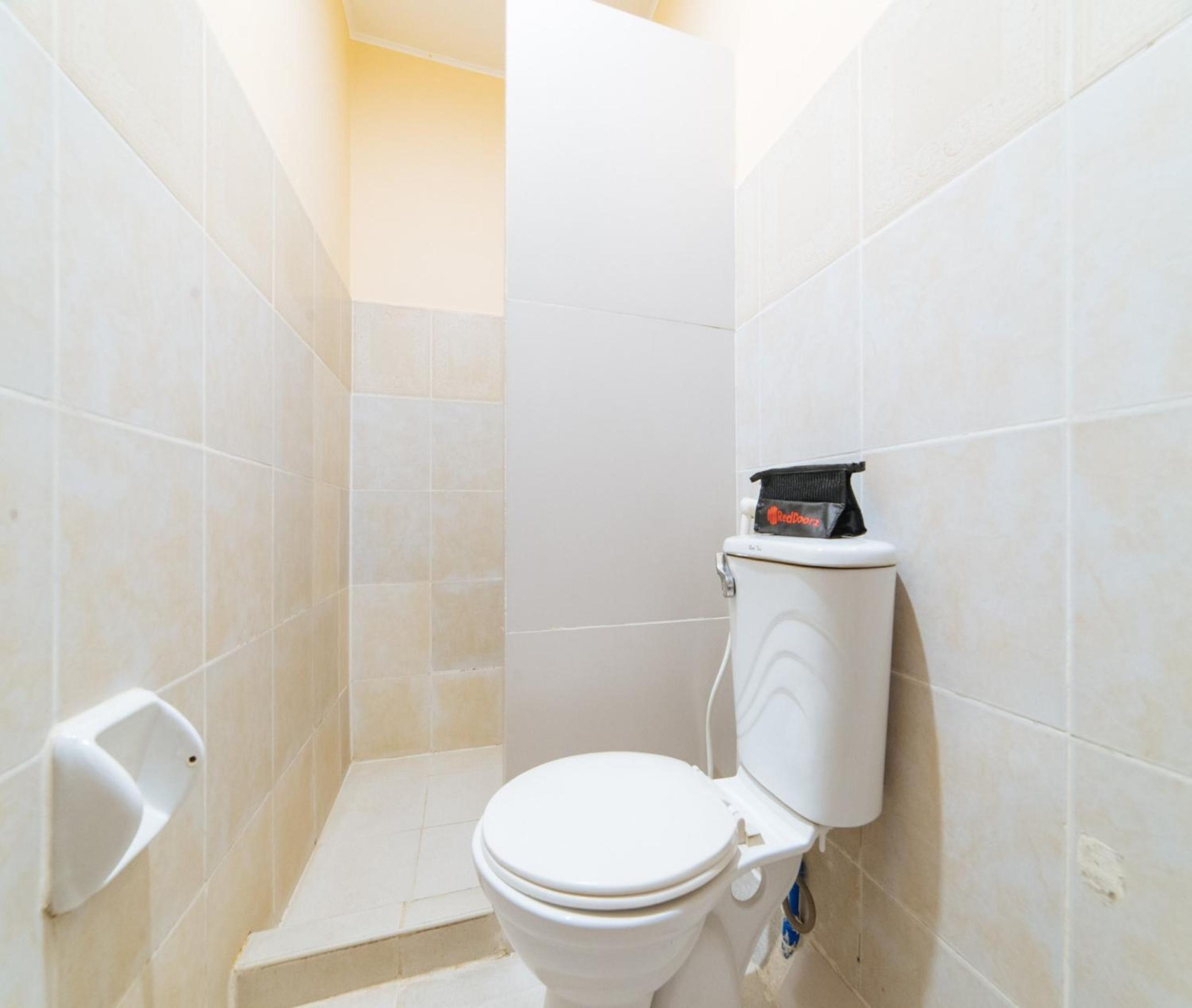 Double Room - Photo 7