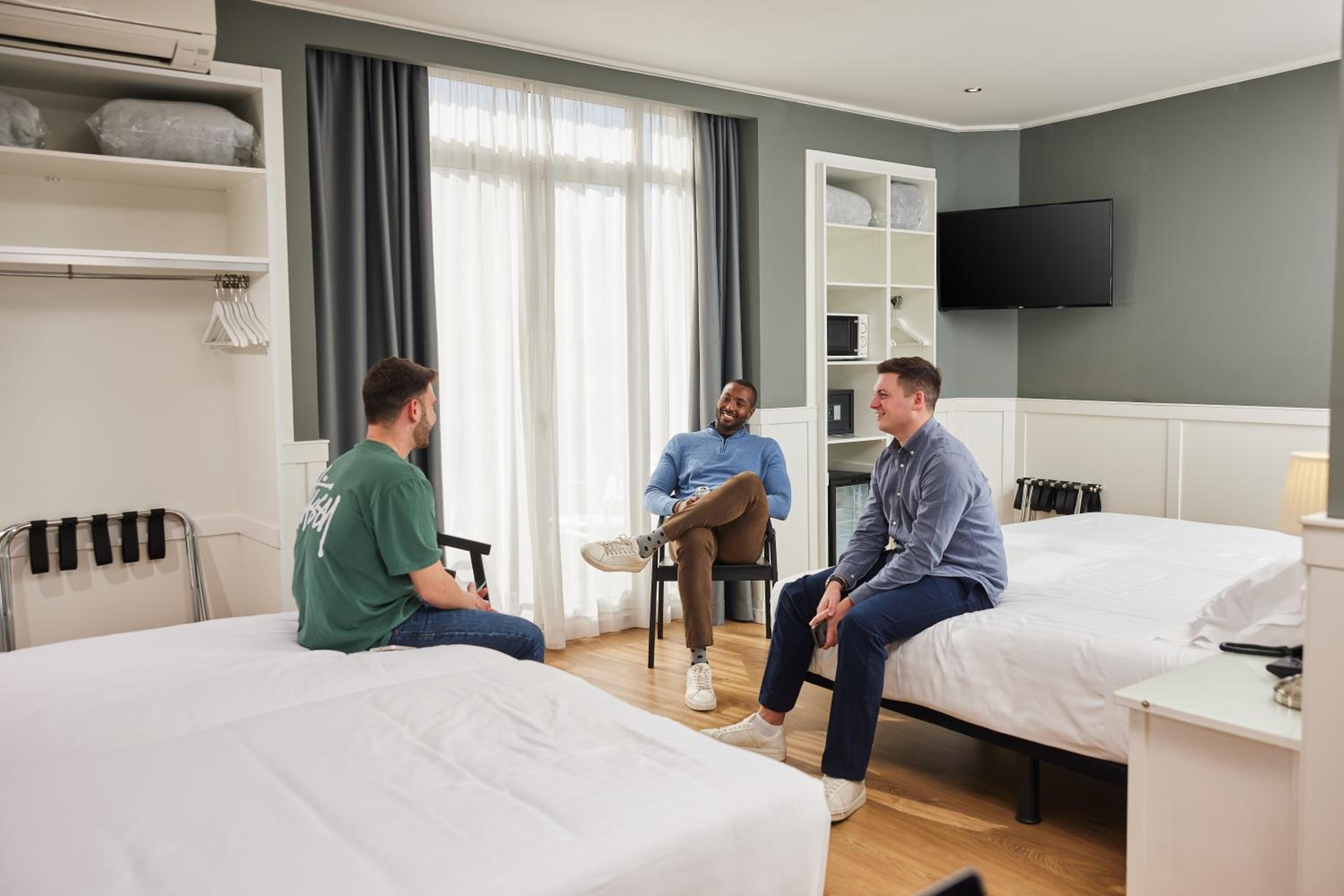 Superior Quadruple Room photo 3