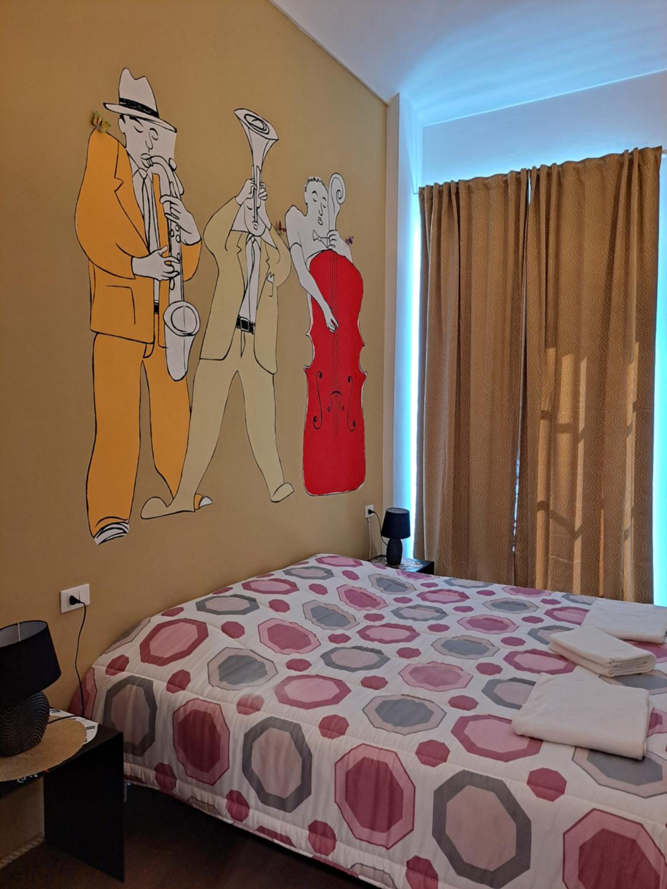 Double Room with Private Bathroom - Photo 1