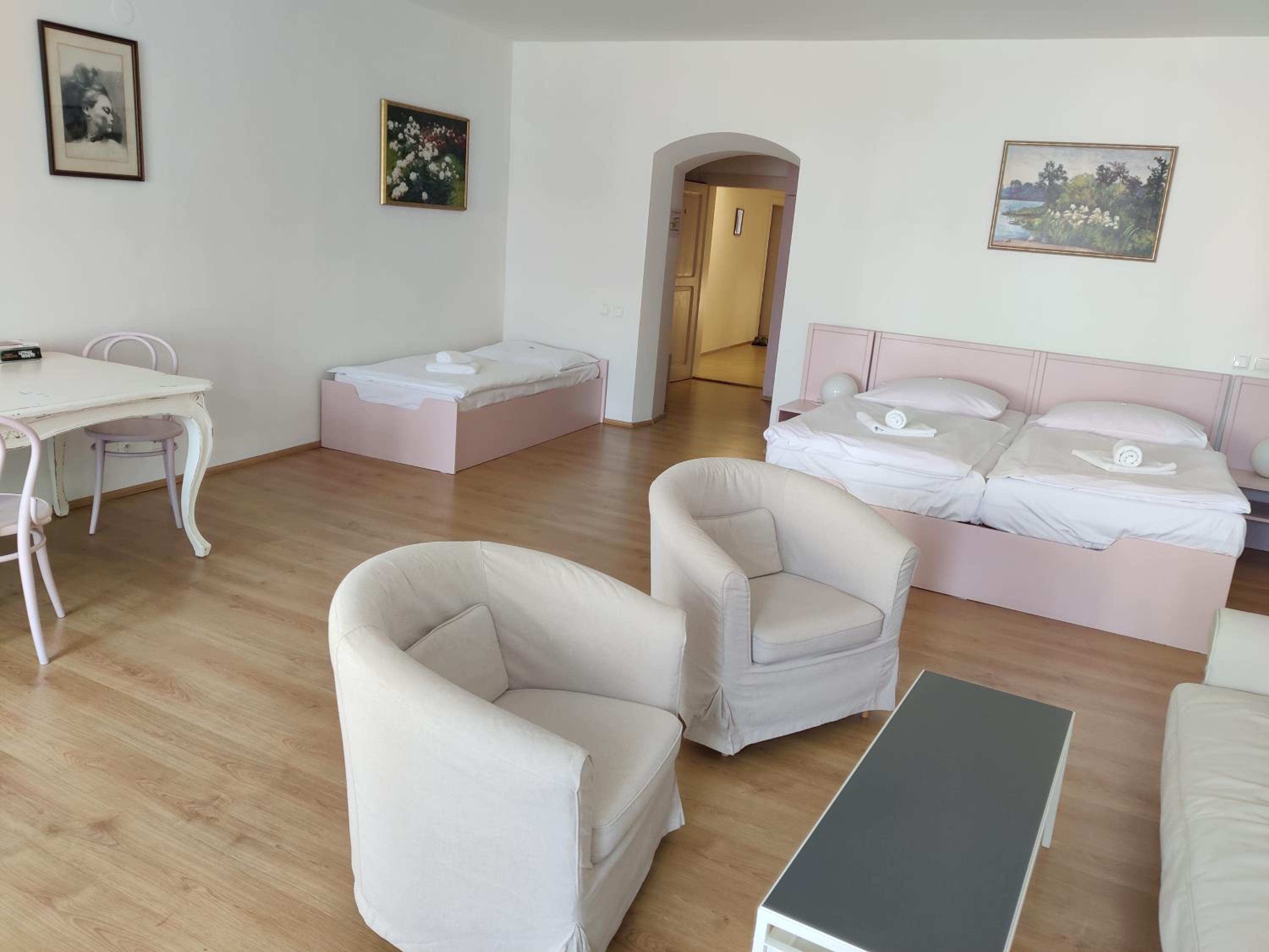 Deluxe Quadruple Room