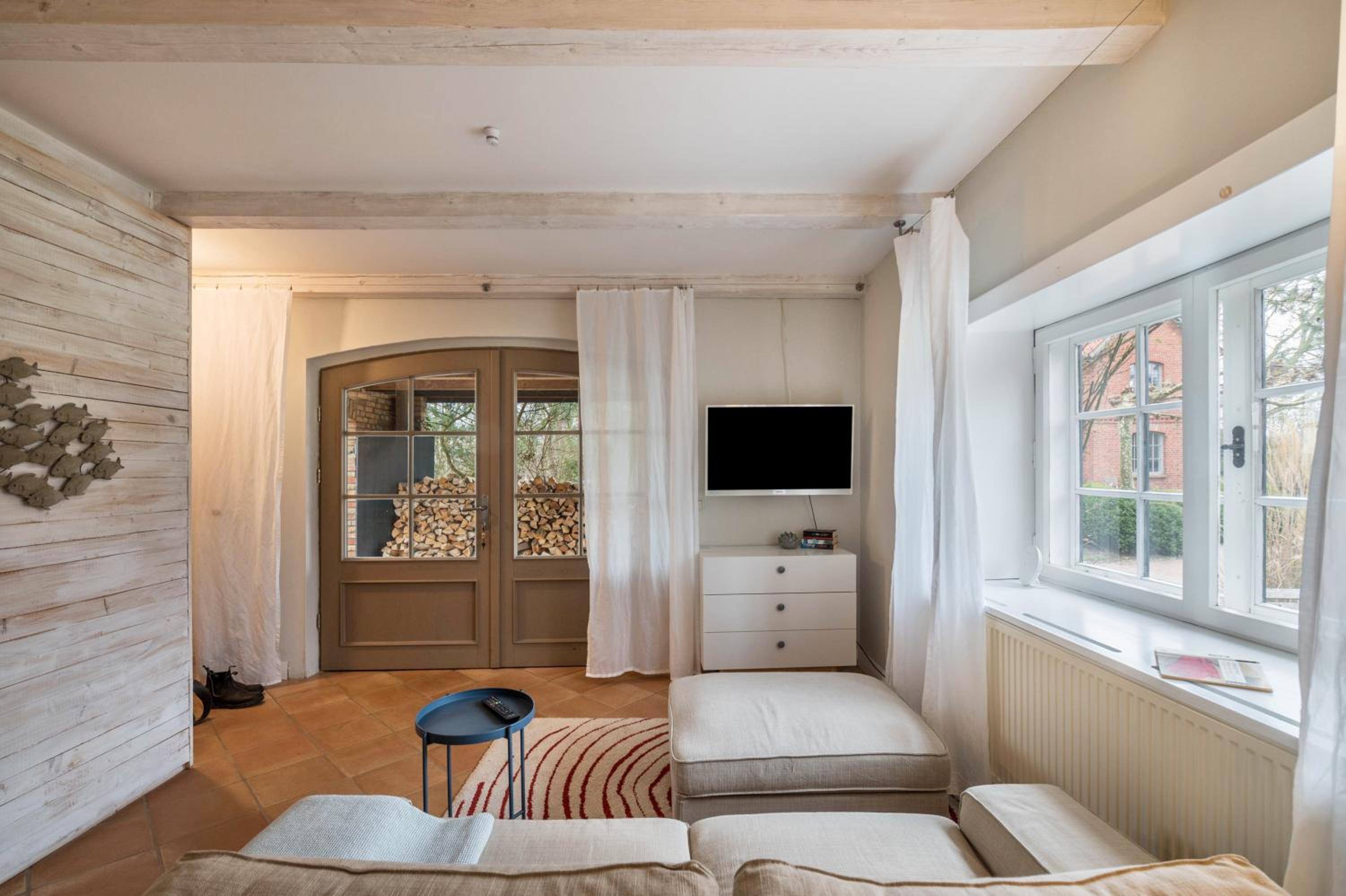 One-Bedroom Apartment with Garden View photo 1