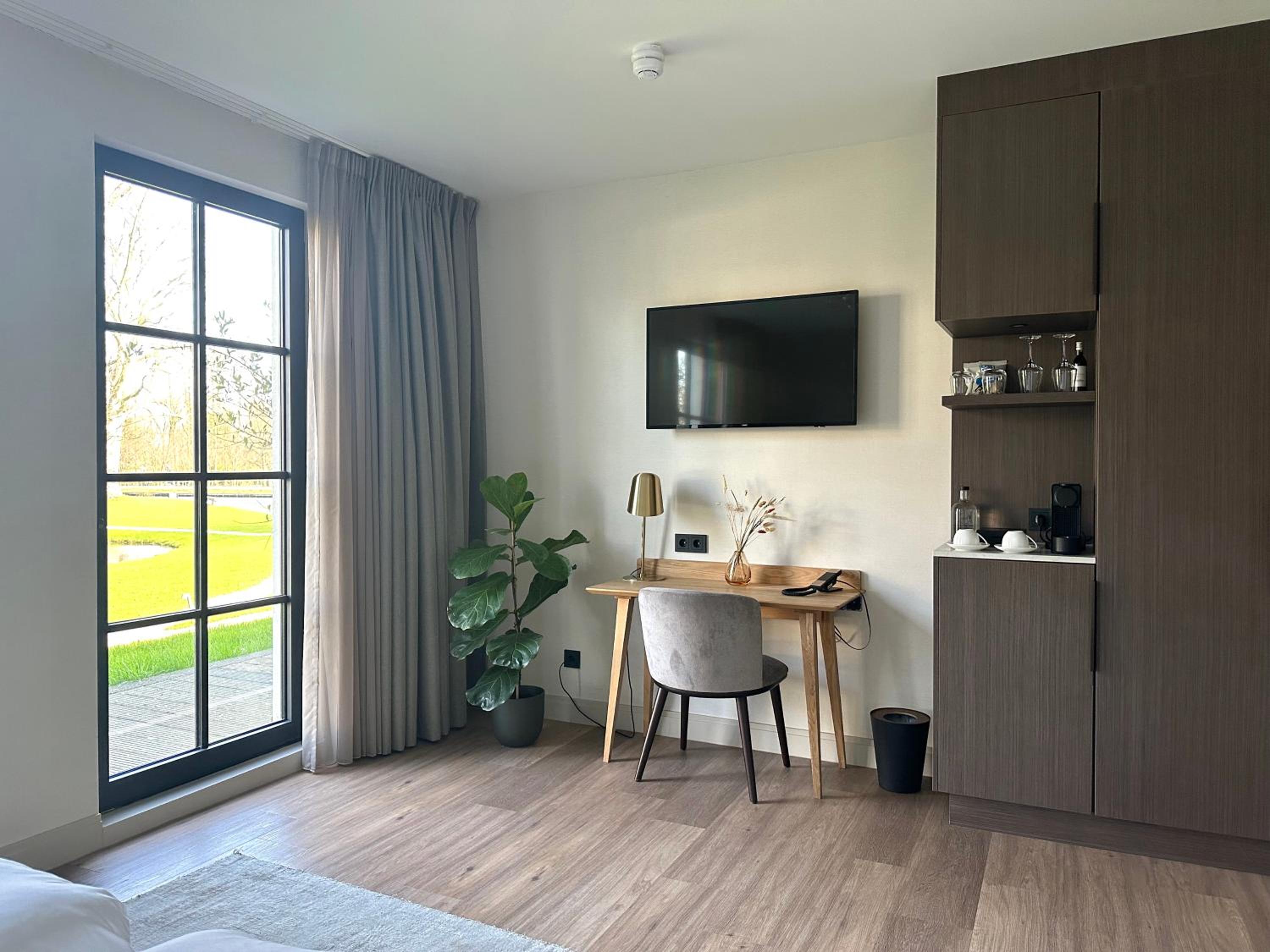 Comfort Twin Room - Photo 3