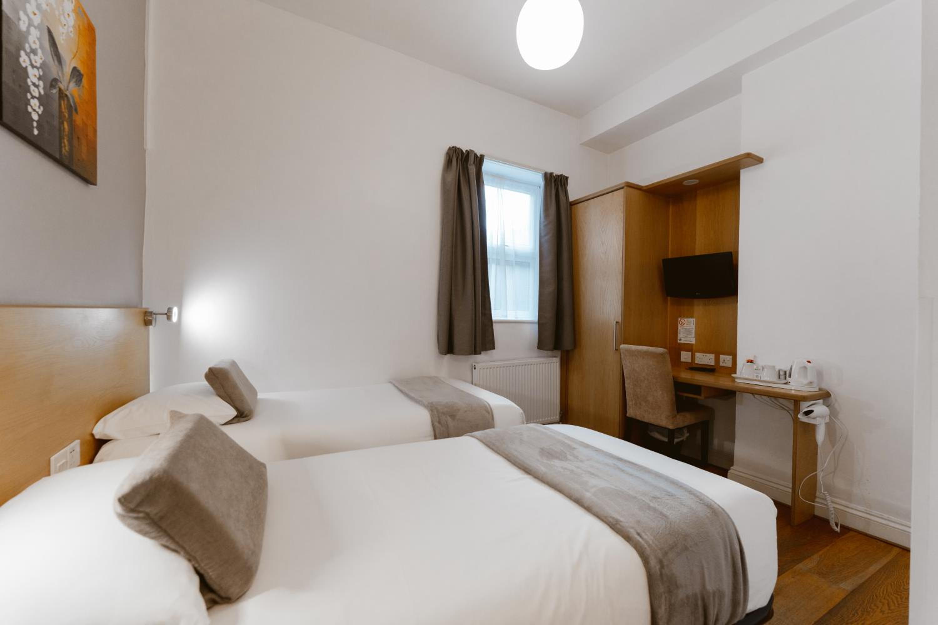 Twin Room photo 3