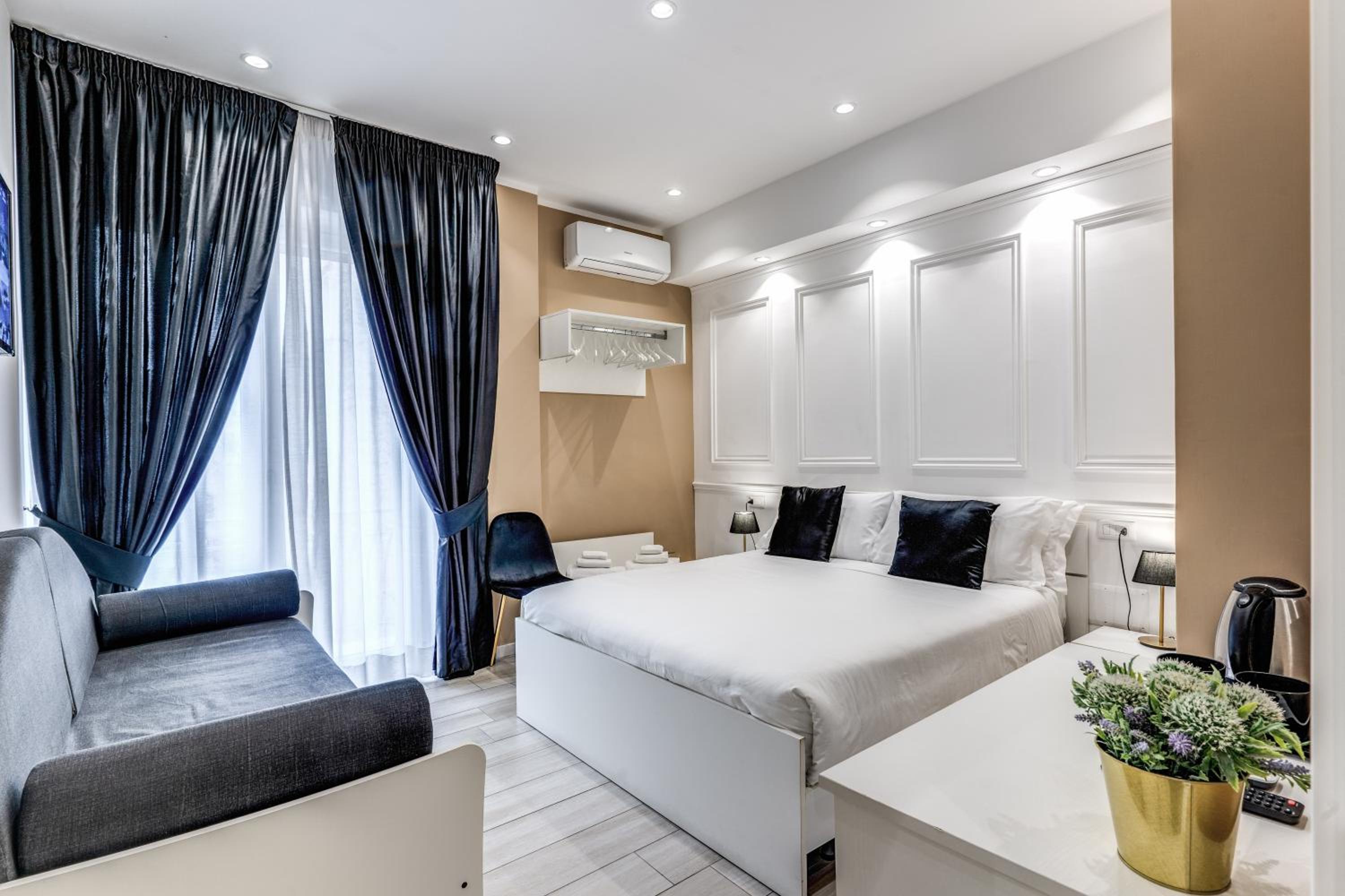 Queen Room