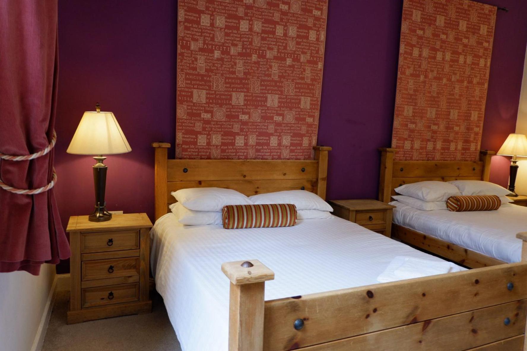 Family Room (2 Adults + 2 Children) photo 2