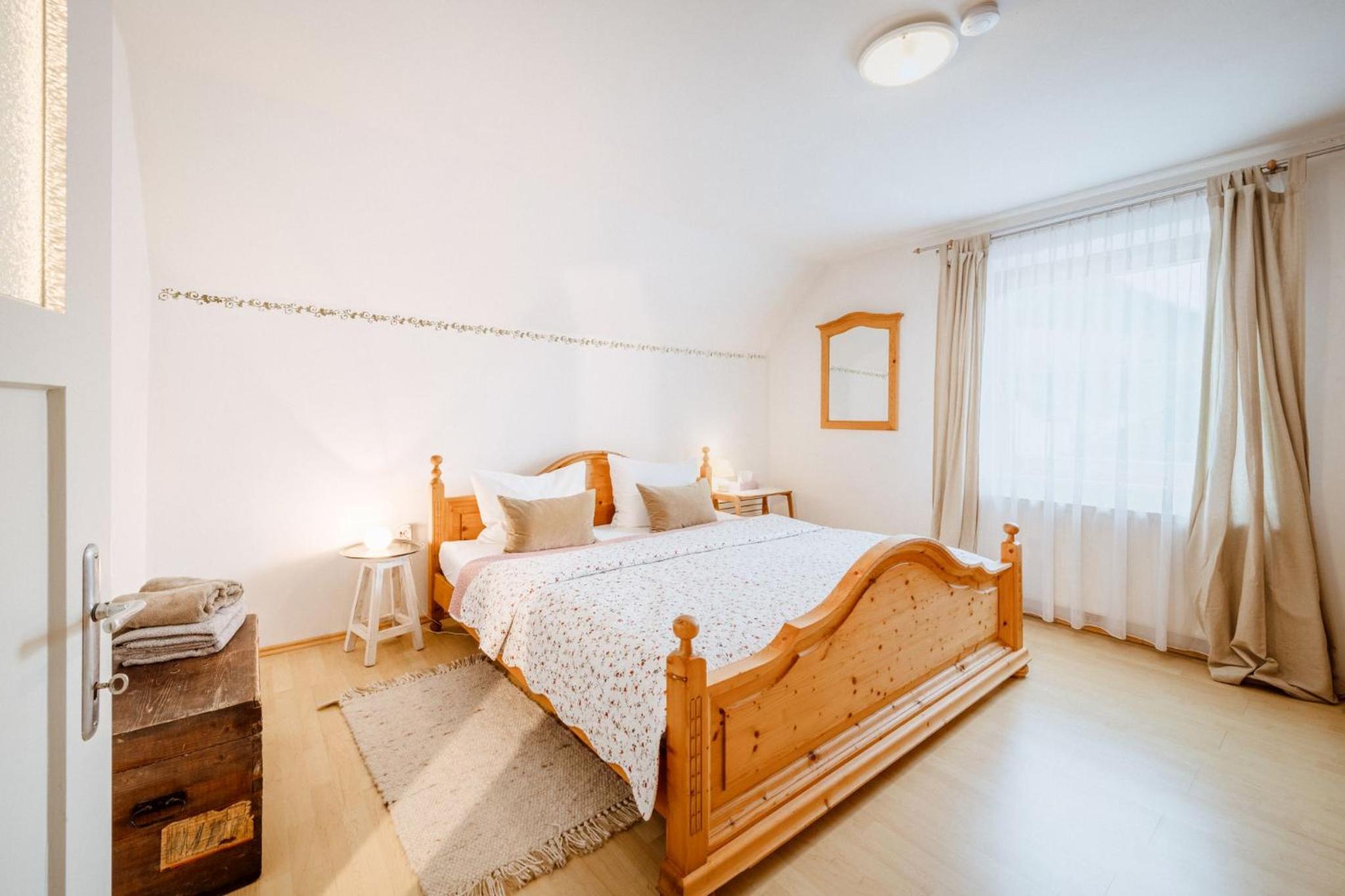 Three-Bedroom House photo 2