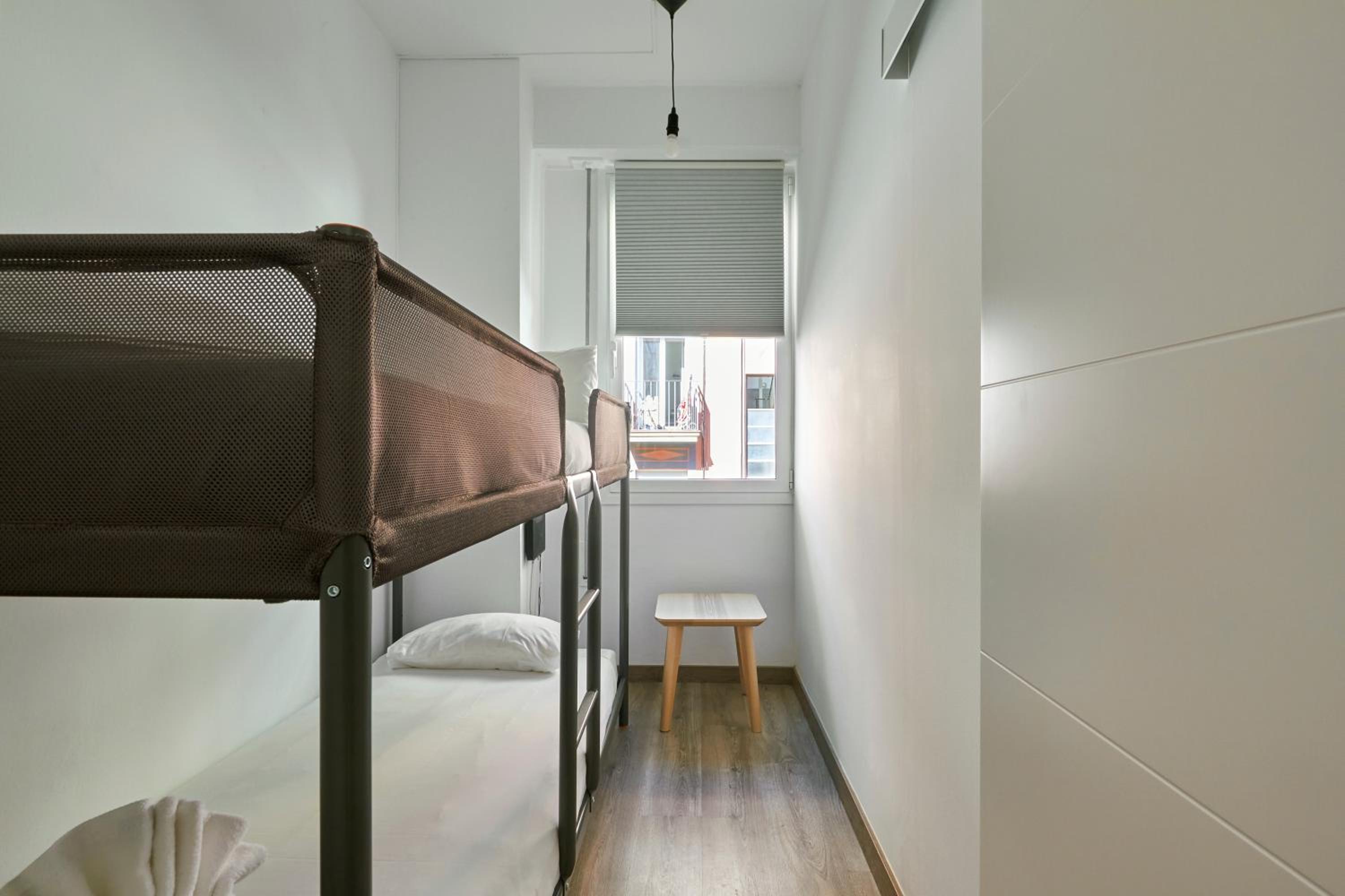 Apartment photo 2