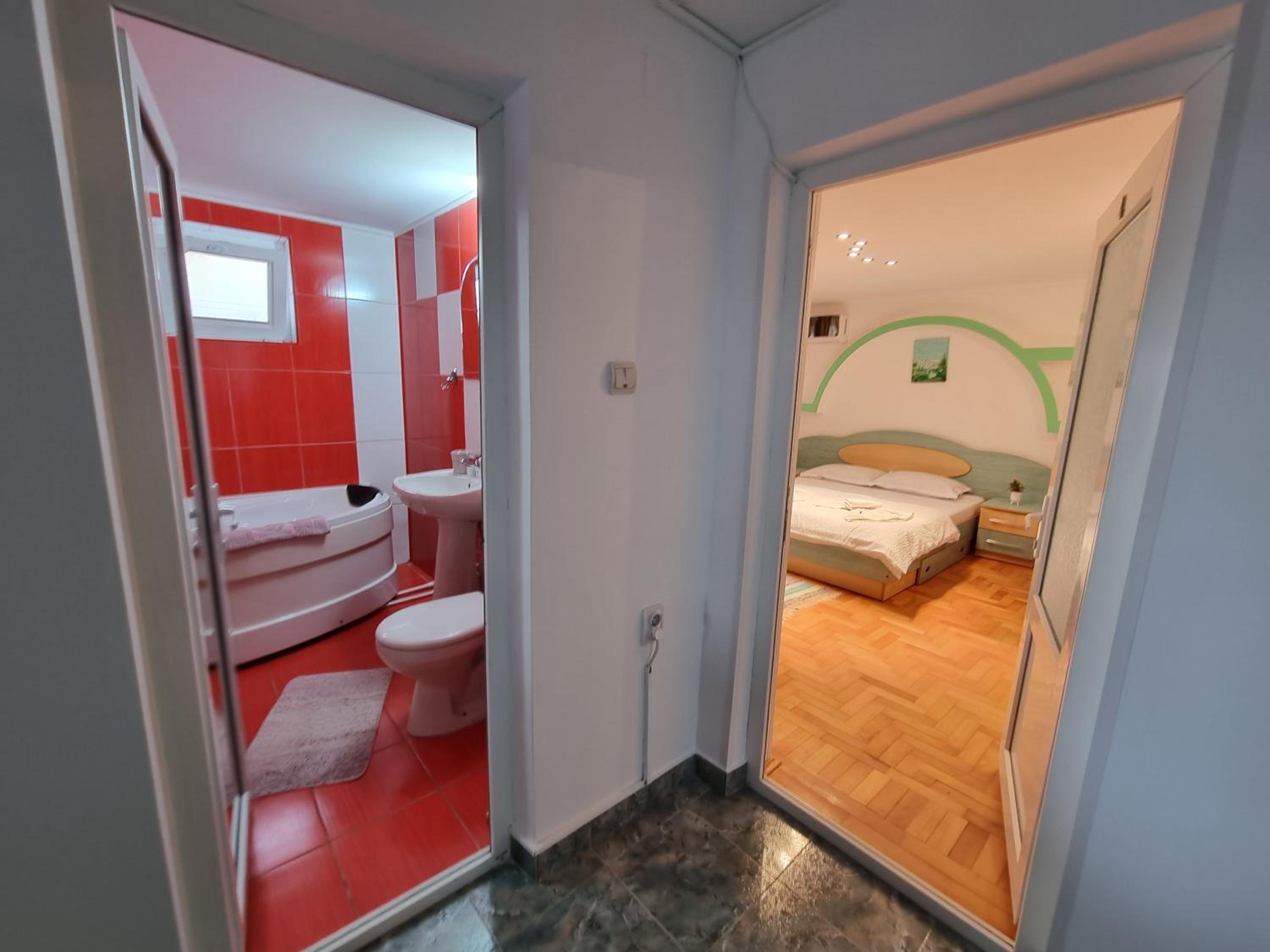 Triple Room with Private Bathroom photo 1