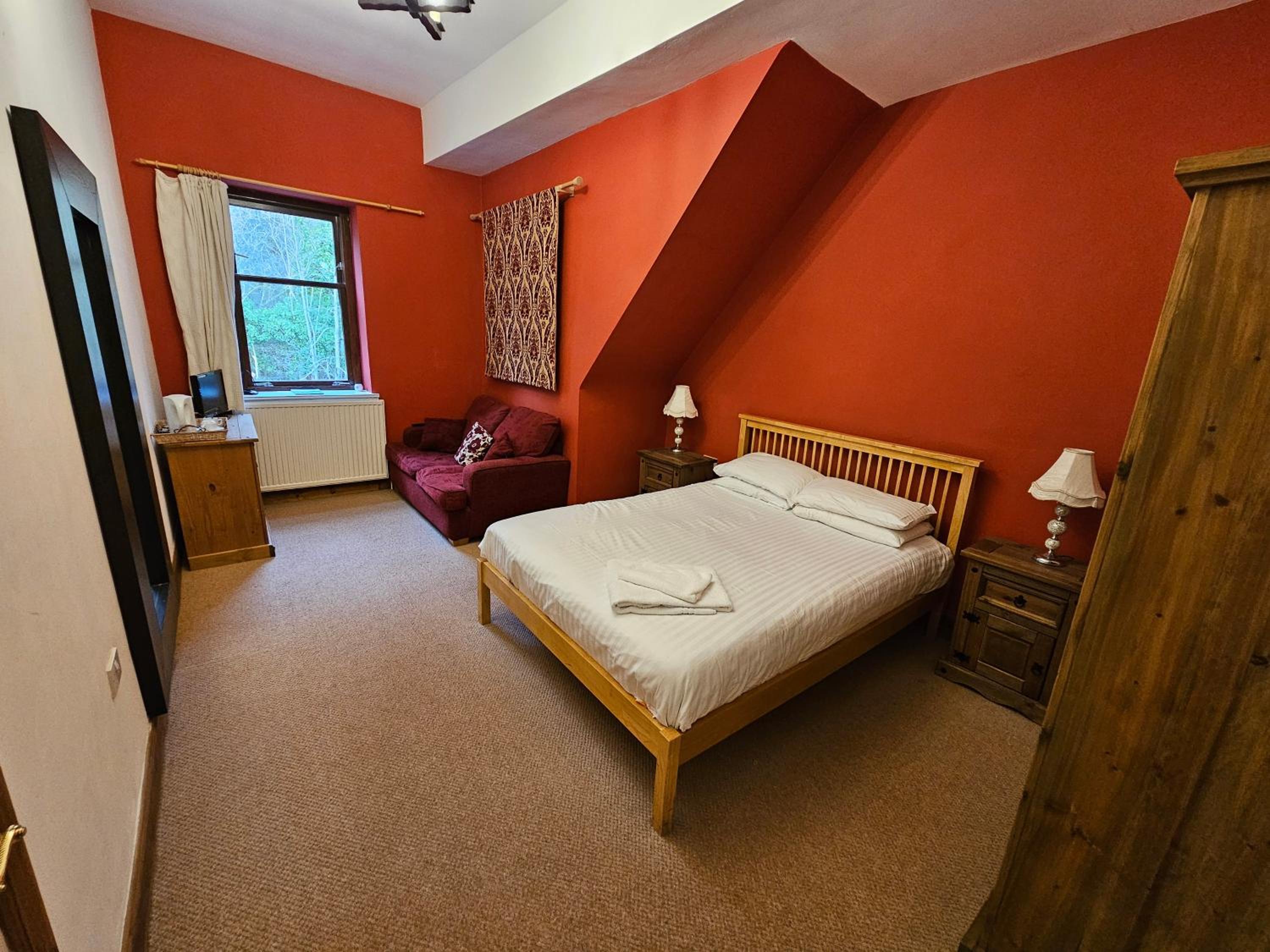 Deluxe Double or Twin Room photo 2