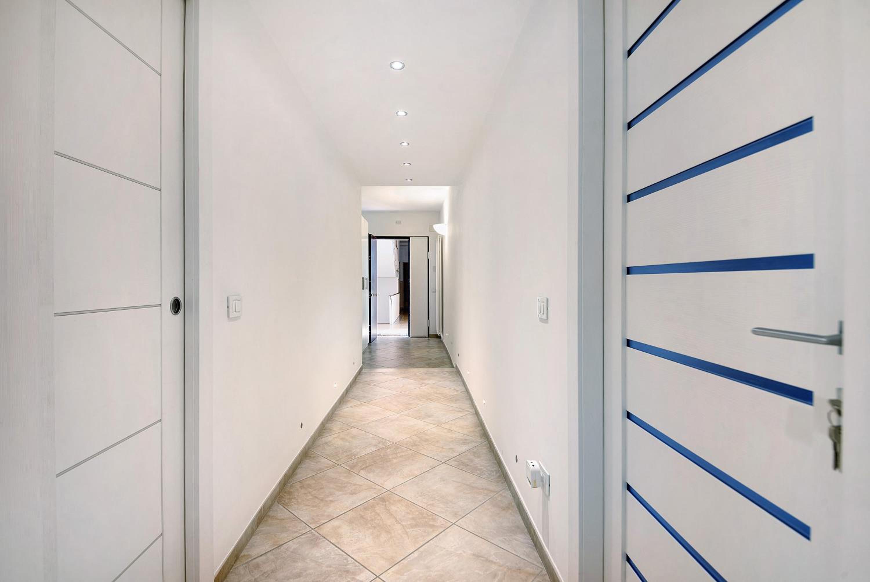Superior One-Bedroom Apartment with Balcony photo 2