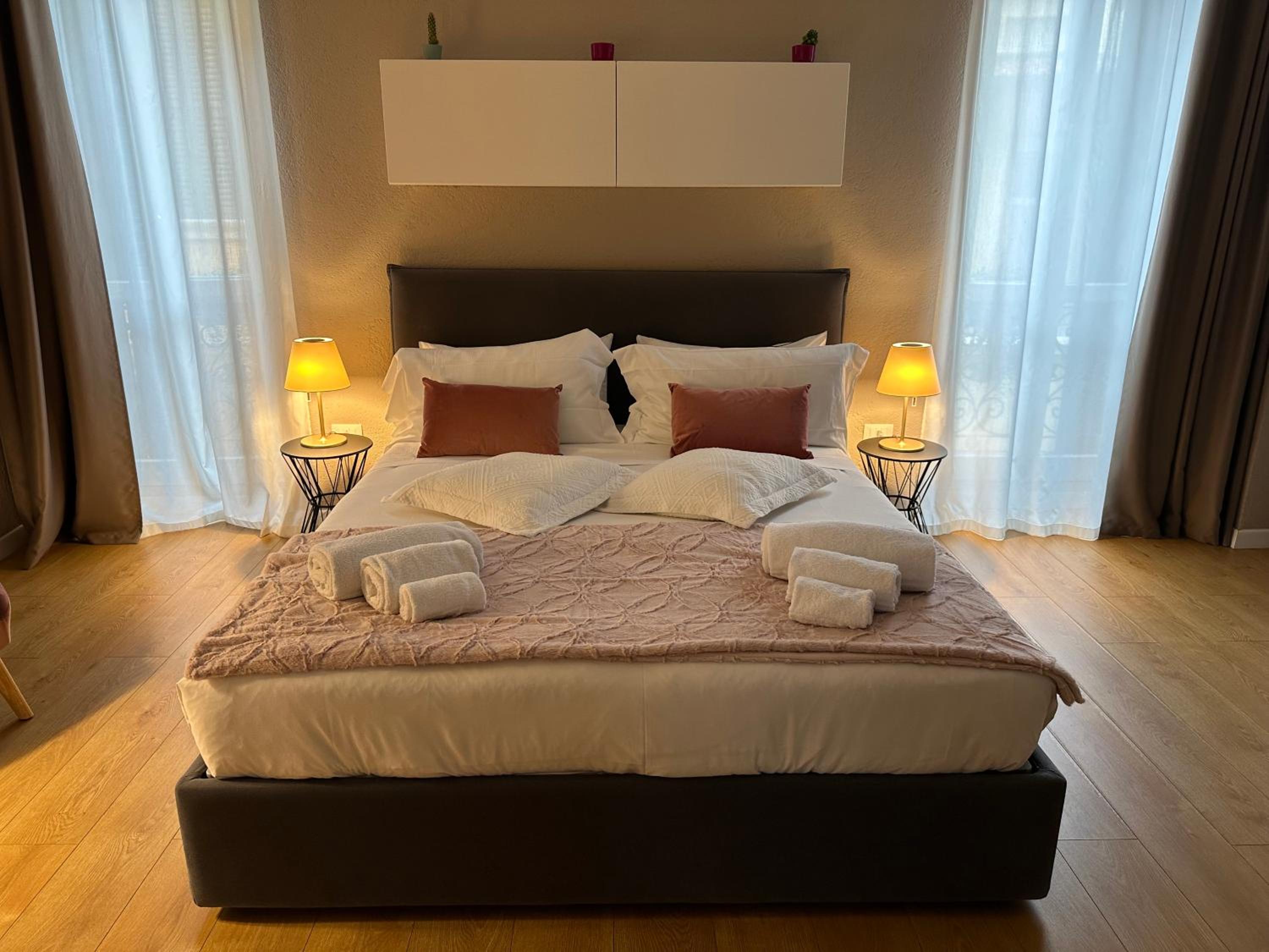 Suite - Photo 9