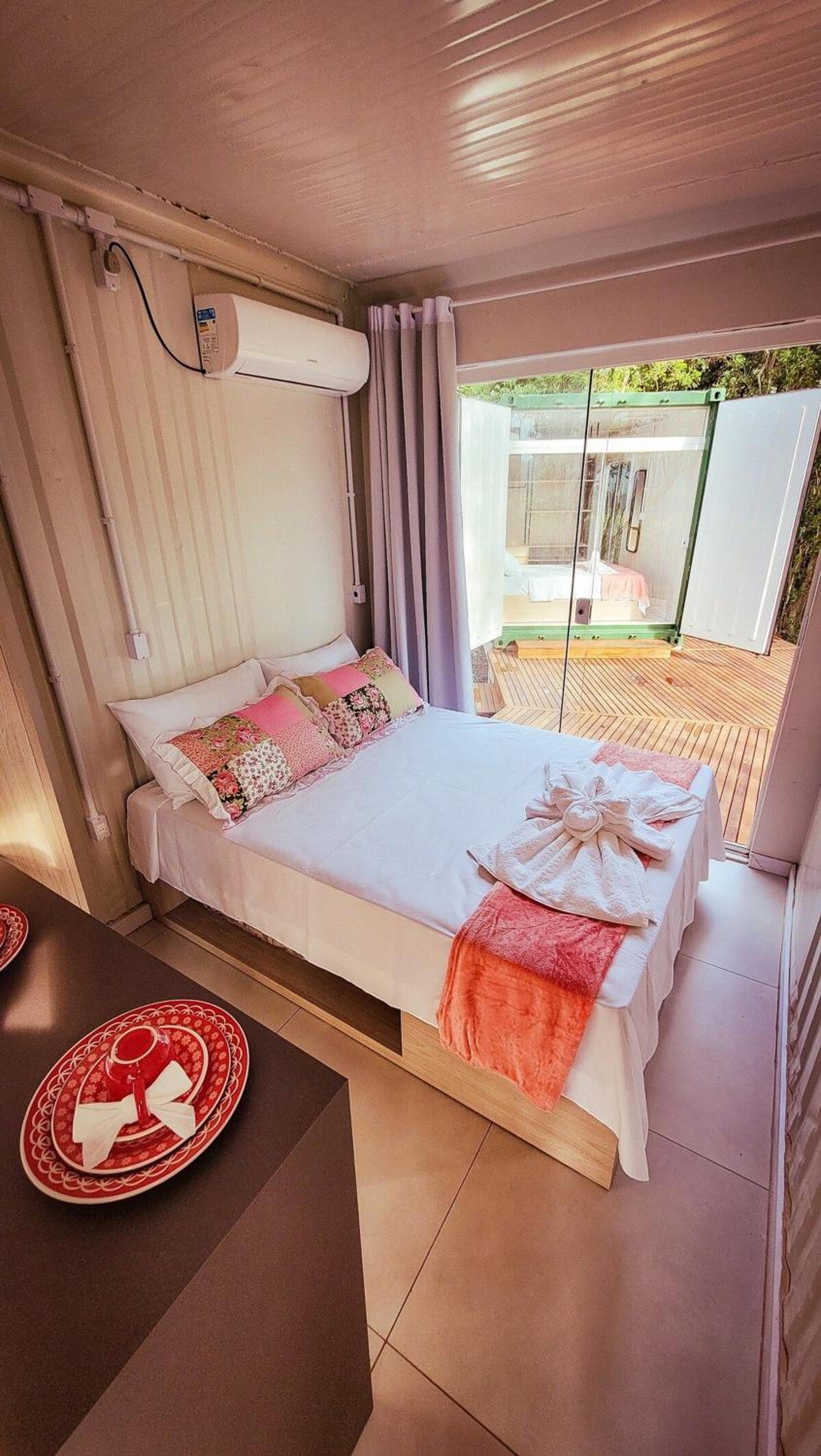 Suite with Garden View photo 2