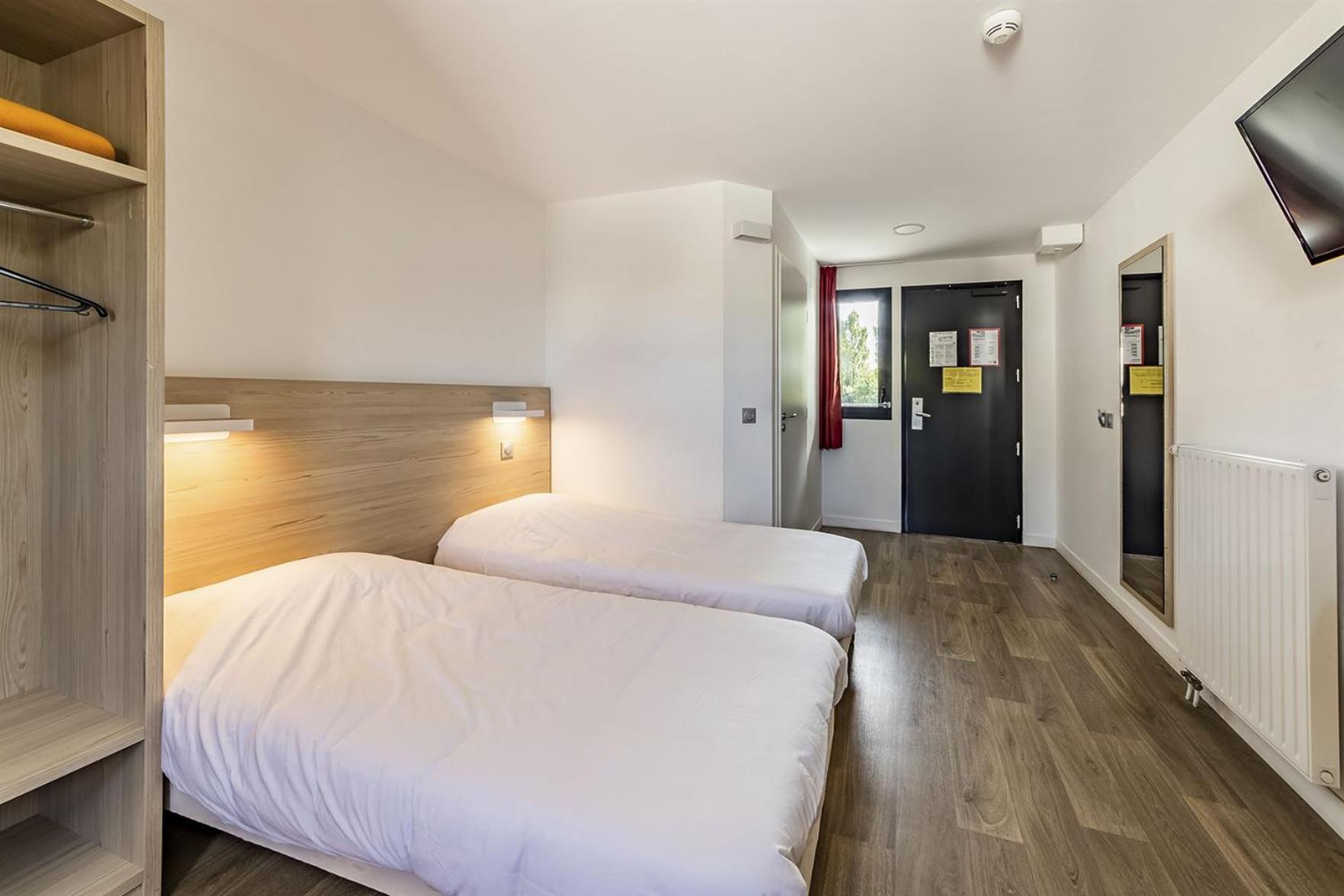 Comfort Triple Room