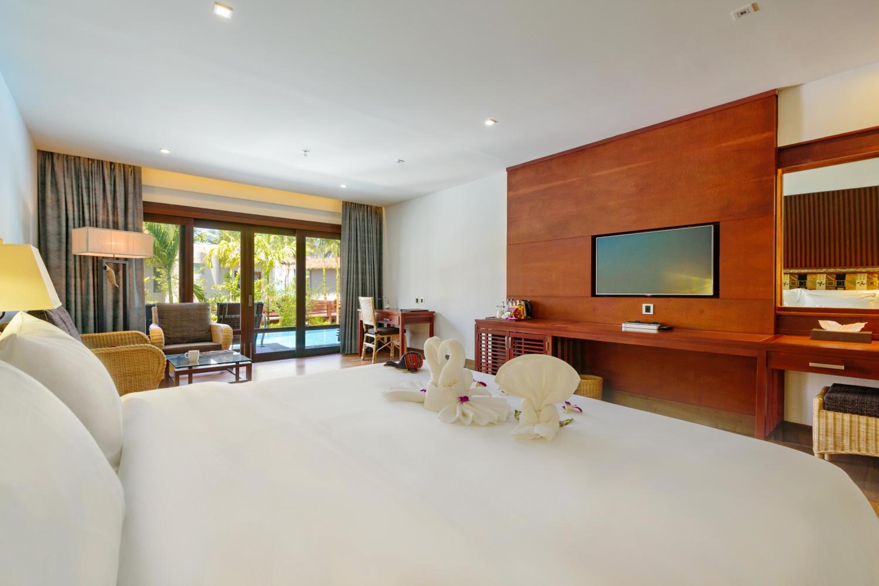 Deluxe Double or Twin Room With Pool Access - Adults Only - Photo 4